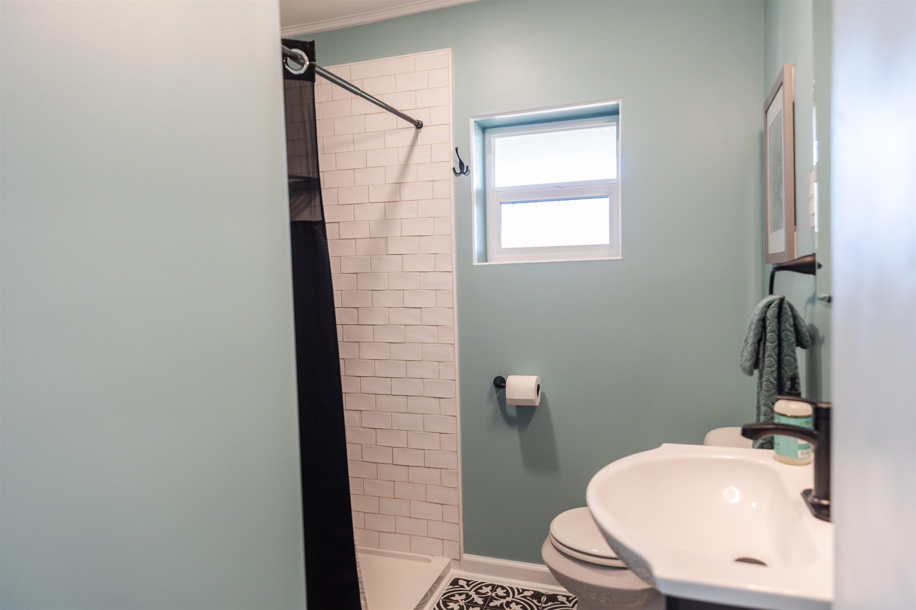 554 HERRING HALL RD, NATURAL BRIDGE, Virginia 24578, 1 Bedroom Bedrooms, ,1 BathroomBathrooms,Residential,554 HERRING HALL RD,671322 MLS # 671322