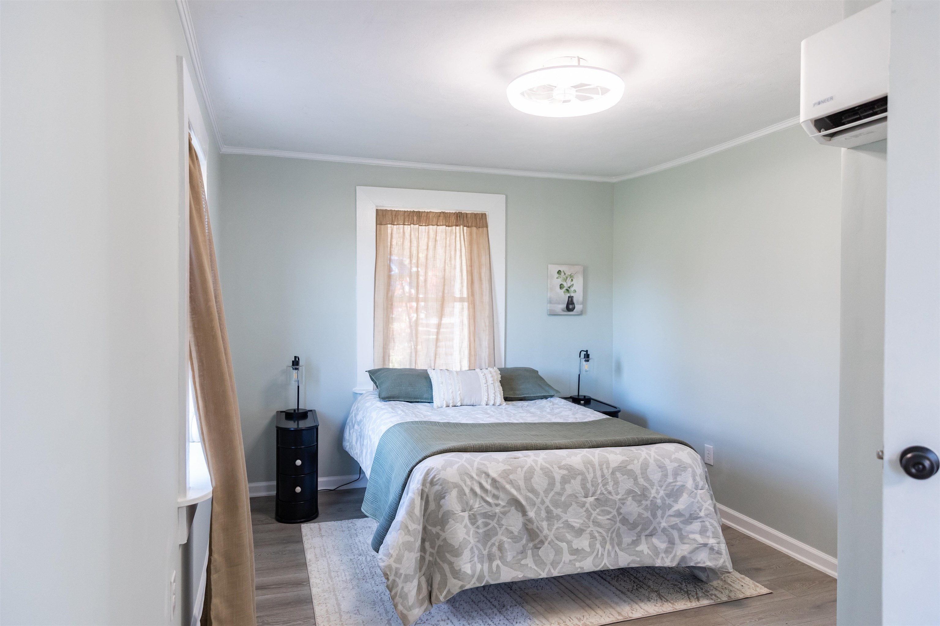 554 HERRING HALL RD, NATURAL BRIDGE, Virginia 24578, 1 Bedroom Bedrooms, ,1 BathroomBathrooms,Residential,554 HERRING HALL RD,671322 MLS # 671322