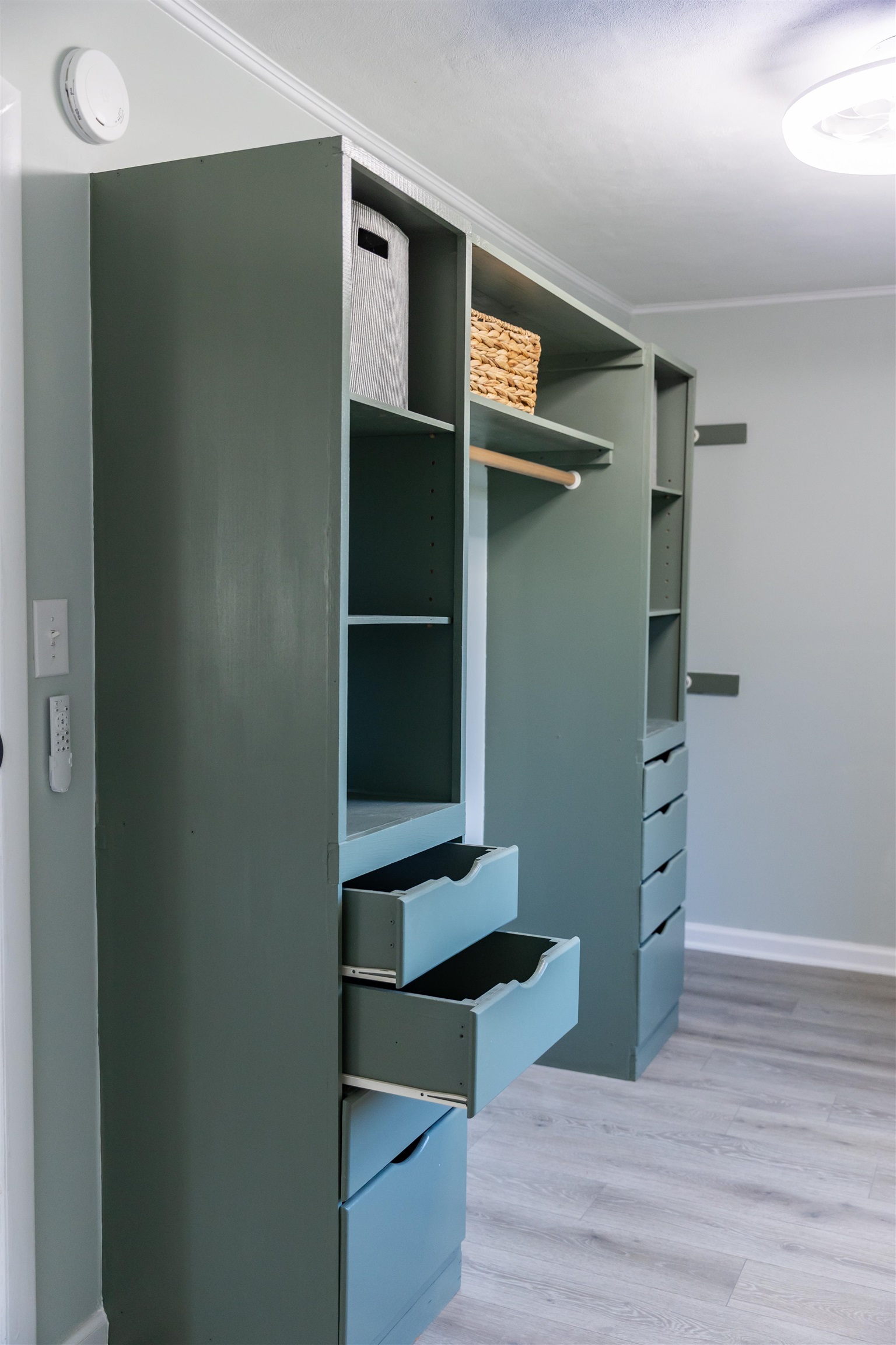 554 HERRING HALL RD, NATURAL BRIDGE, Virginia 24578, 1 Bedroom Bedrooms, ,1 BathroomBathrooms,Residential,554 HERRING HALL RD,671322 MLS # 671322