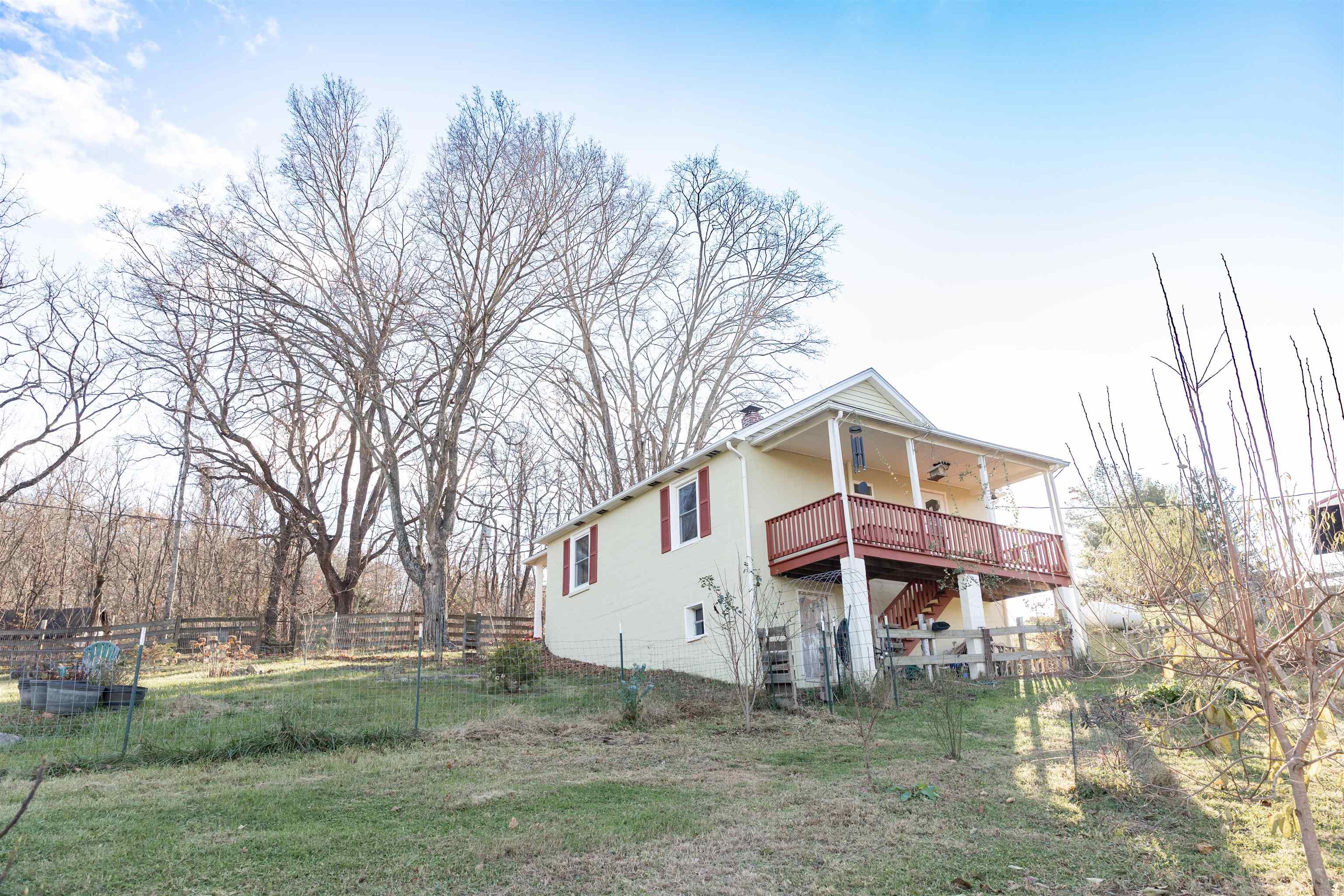 554 HERRING HALL RD, NATURAL BRIDGE, Virginia 24578, 1 Bedroom Bedrooms, ,1 BathroomBathrooms,Residential,554 HERRING HALL RD,671322 MLS # 671322