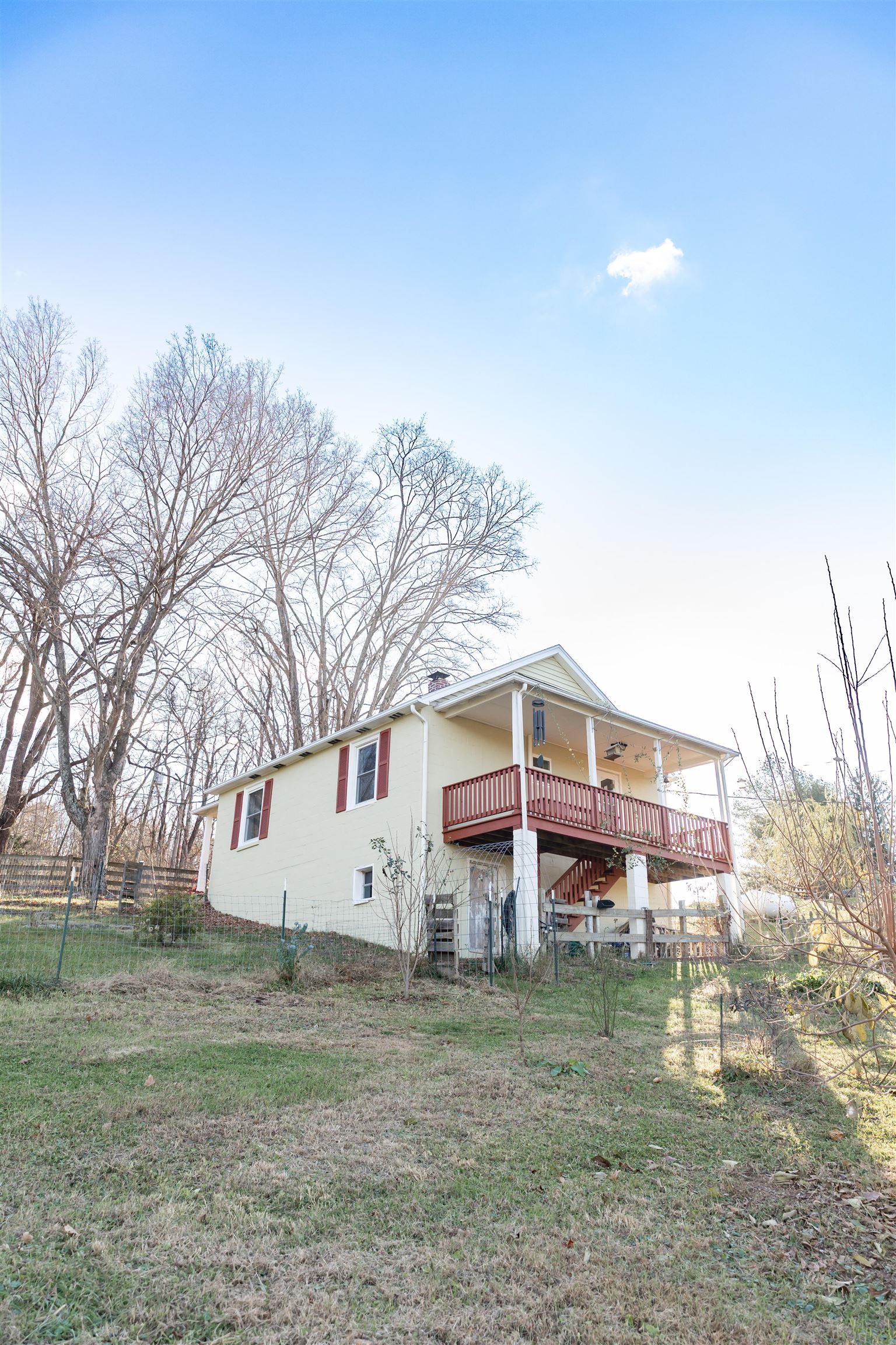 554 HERRING HALL RD, NATURAL BRIDGE, Virginia 24578, 1 Bedroom Bedrooms, ,1 BathroomBathrooms,Residential,554 HERRING HALL RD,671322 MLS # 671322