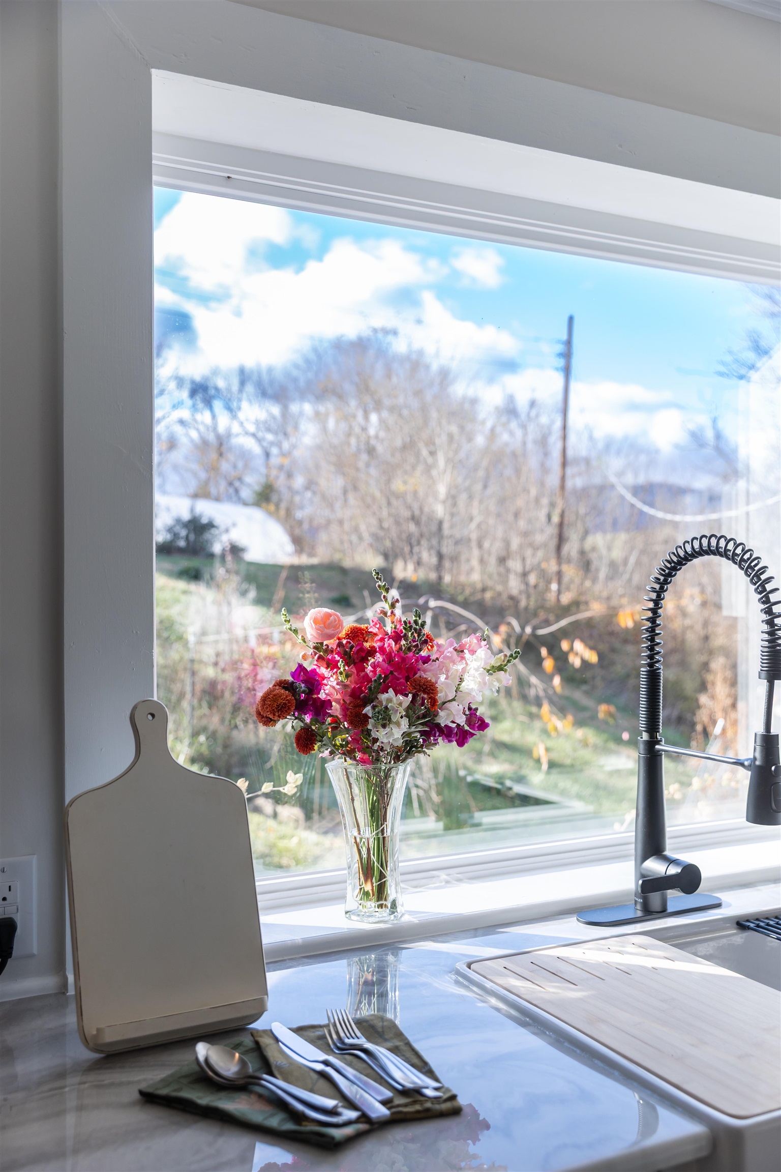 554 HERRING HALL RD, NATURAL BRIDGE, Virginia 24578, 1 Bedroom Bedrooms, ,1 BathroomBathrooms,Residential,554 HERRING HALL RD,671322 MLS # 671322