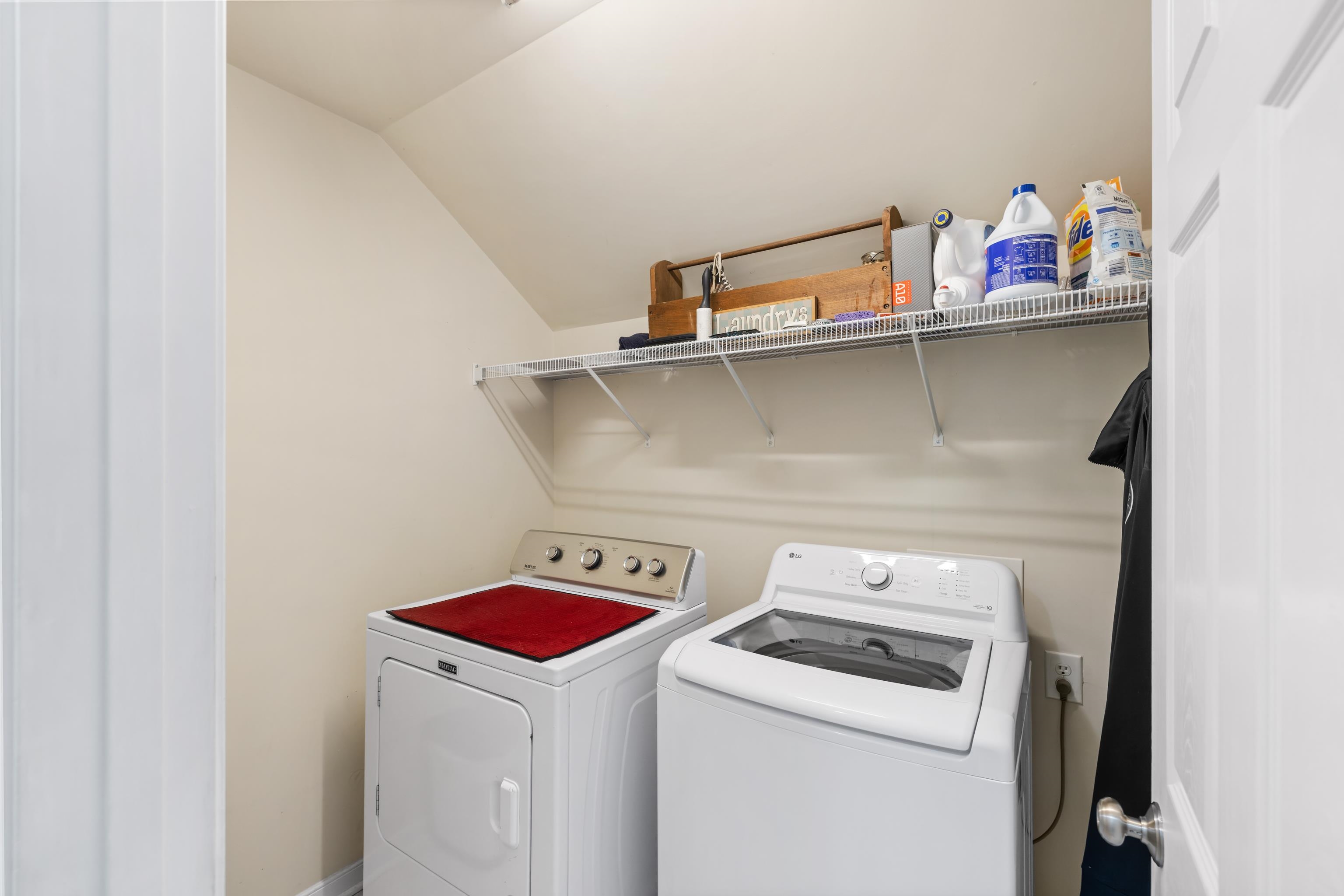 108 ANA MARIE BLVD, WAYNESBORO, Virginia 22980, 5 Bedrooms Bedrooms, ,2 BathroomsBathrooms,Residential,108 ANA MARIE BLVD,671324 MLS # 671324