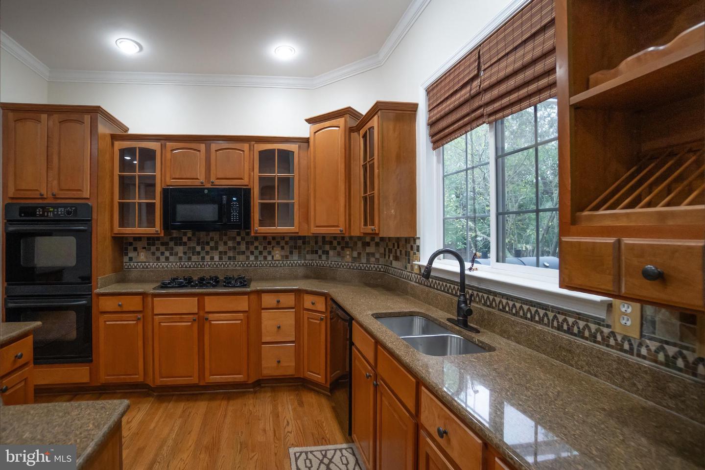 5662 CARIBBEAN CT, HAYMARKET, Virginia 20169, 5 Bedrooms Bedrooms, ,4 BathroomsBathrooms,Residential,For sale,5662 CARIBBEAN CT,VAPW2102622 MLS # VAPW2102622