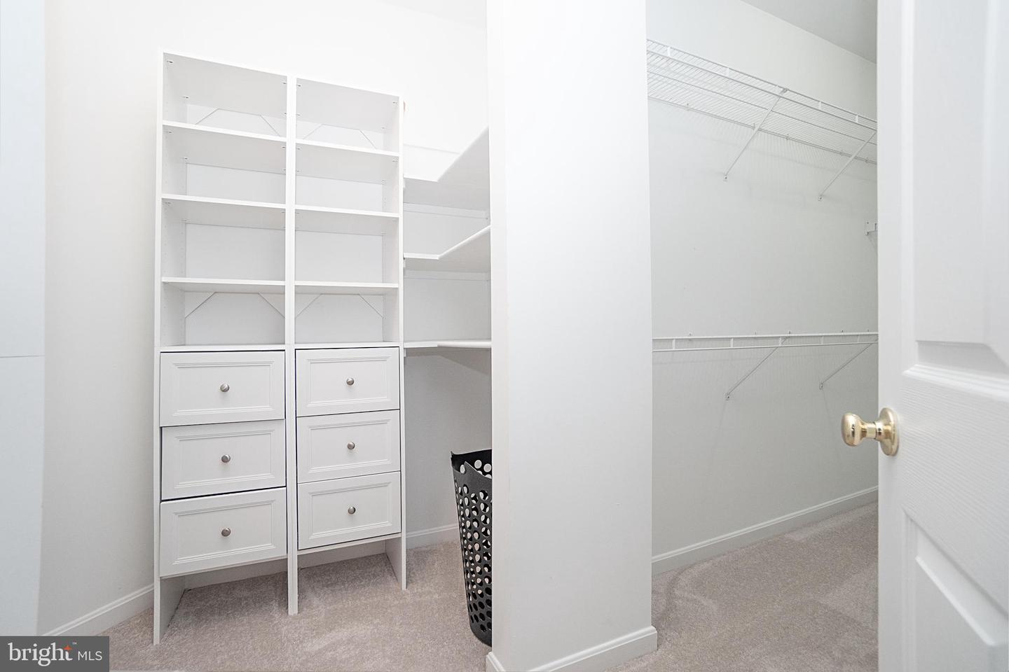 5662 CARIBBEAN CT, HAYMARKET, Virginia 20169, 5 Bedrooms Bedrooms, ,4 BathroomsBathrooms,Residential,For sale,5662 CARIBBEAN CT,VAPW2102622 MLS # VAPW2102622