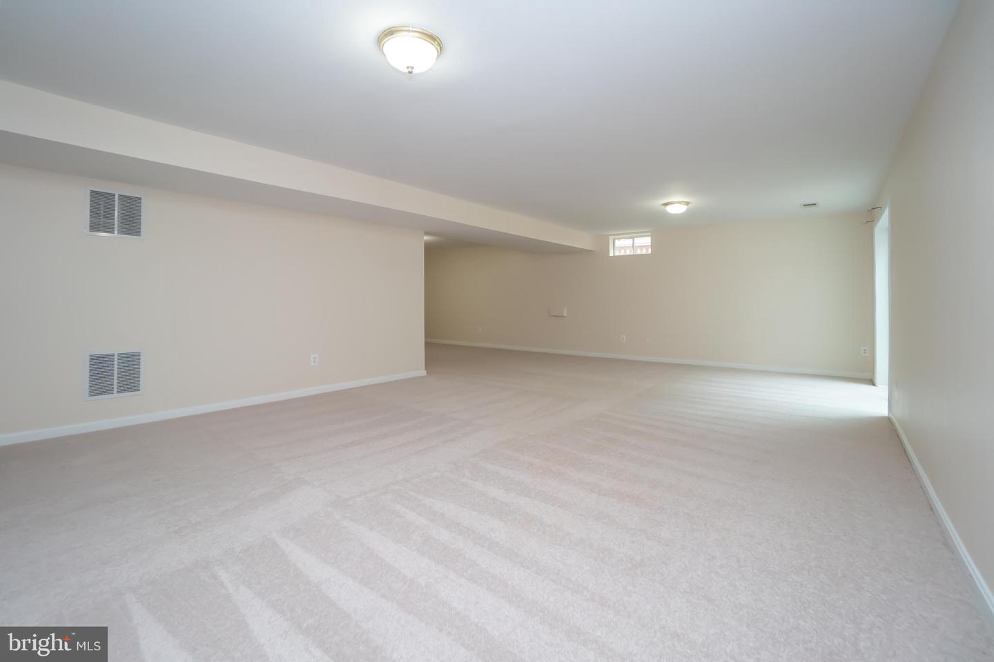 5662 CARIBBEAN CT, HAYMARKET, Virginia 20169, 5 Bedrooms Bedrooms, ,4 BathroomsBathrooms,Residential,For sale,5662 CARIBBEAN CT,VAPW2102622 MLS # VAPW2102622