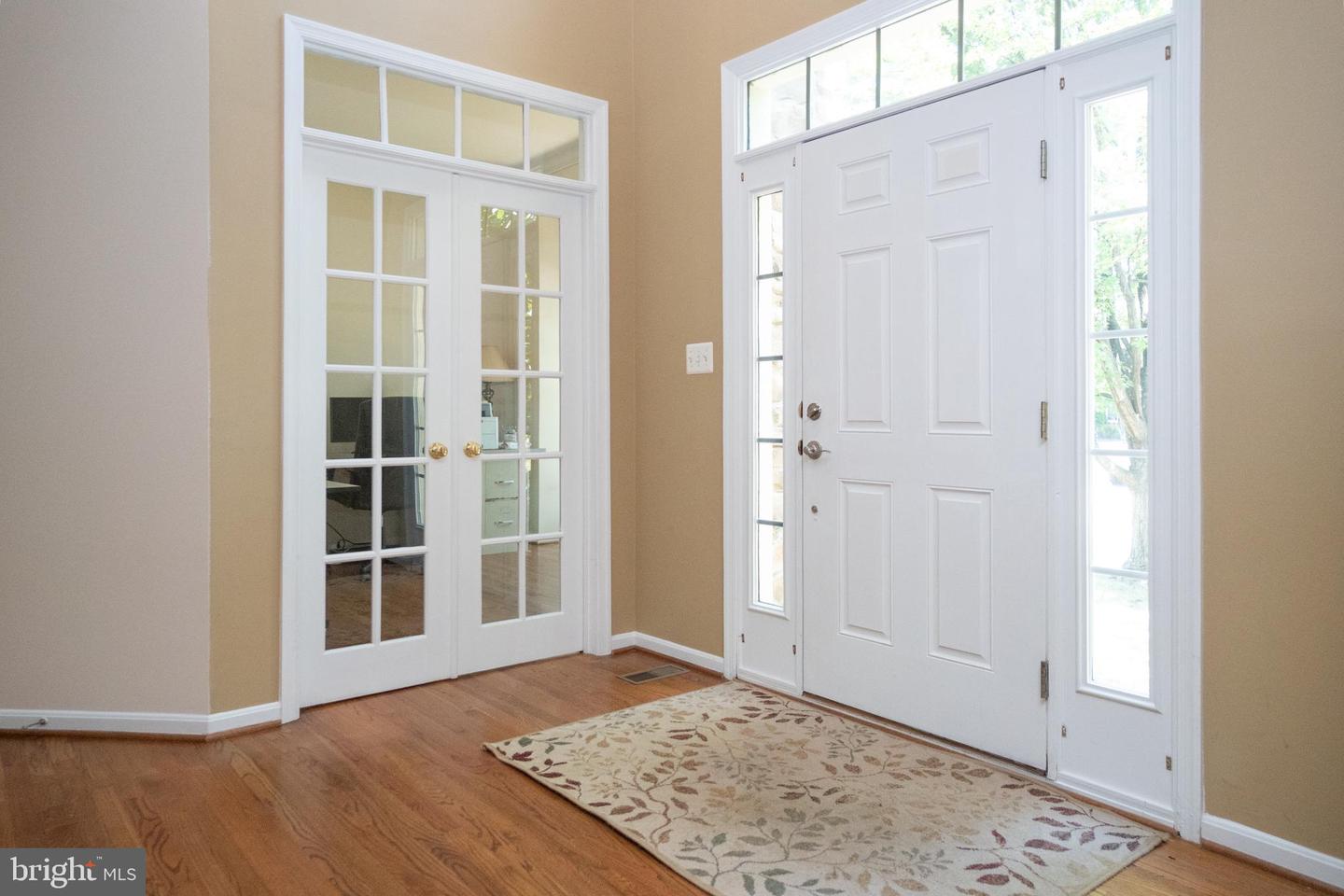 5662 CARIBBEAN CT, HAYMARKET, Virginia 20169, 5 Bedrooms Bedrooms, ,4 BathroomsBathrooms,Residential,For sale,5662 CARIBBEAN CT,VAPW2102622 MLS # VAPW2102622