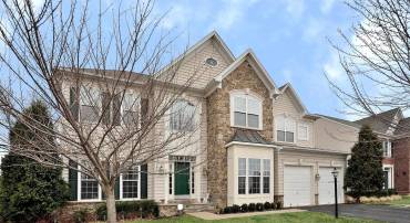 5662 CARIBBEAN CT, HAYMARKET, Virginia 20169, 5 Bedrooms Bedrooms, ,4 BathroomsBathrooms,Residential,For sale,5662 CARIBBEAN CT,VAPW2102622 MLS # VAPW2102622