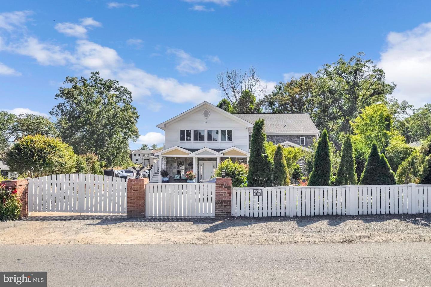 7601 BULL RUN RD, MANASSAS, Virginia 20111, 7 Bedrooms Bedrooms, ,3 BathroomsBathrooms,Residential,For sale,7601 BULL RUN RD,VAPW2103642 MLS # VAPW2103642