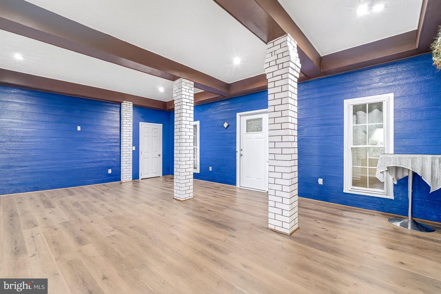 7601 BULL RUN RD, MANASSAS, Virginia 20111, 7 Bedrooms Bedrooms, ,3 BathroomsBathrooms,Residential,For sale,7601 BULL RUN RD,VAPW2103642 MLS # VAPW2103642