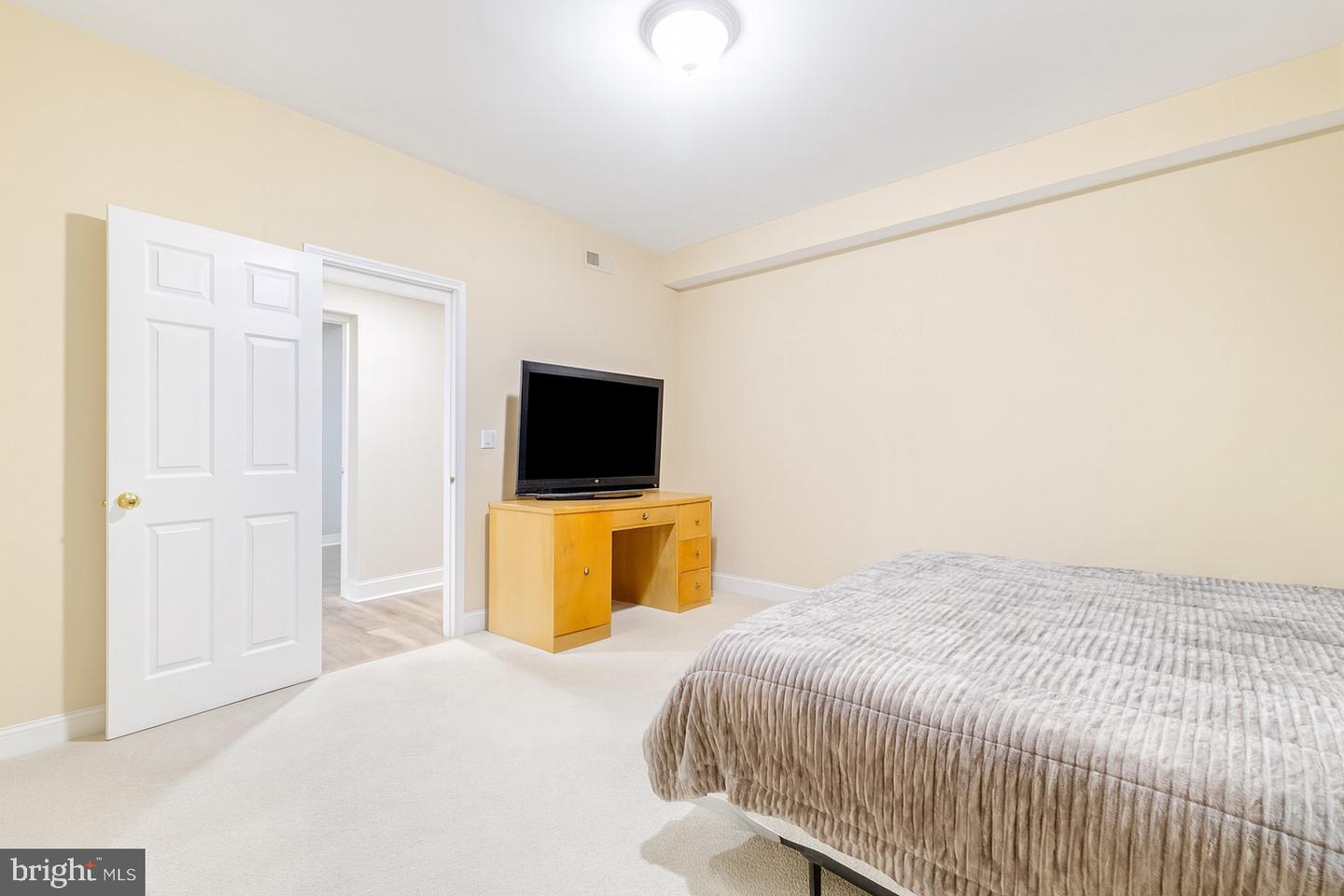 7601 BULL RUN RD, MANASSAS, Virginia 20111, 7 Bedrooms Bedrooms, ,3 BathroomsBathrooms,Residential,For sale,7601 BULL RUN RD,VAPW2103642 MLS # VAPW2103642