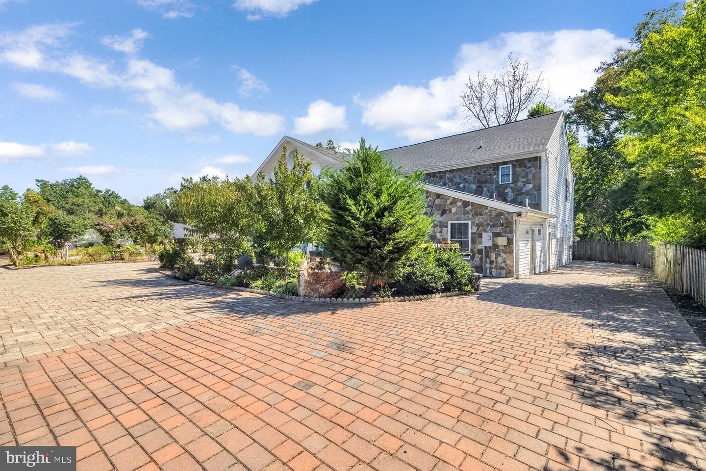 7601 BULL RUN RD, MANASSAS, Virginia 20111, 7 Bedrooms Bedrooms, ,3 BathroomsBathrooms,Residential,For sale,7601 BULL RUN RD,VAPW2103642 MLS # VAPW2103642