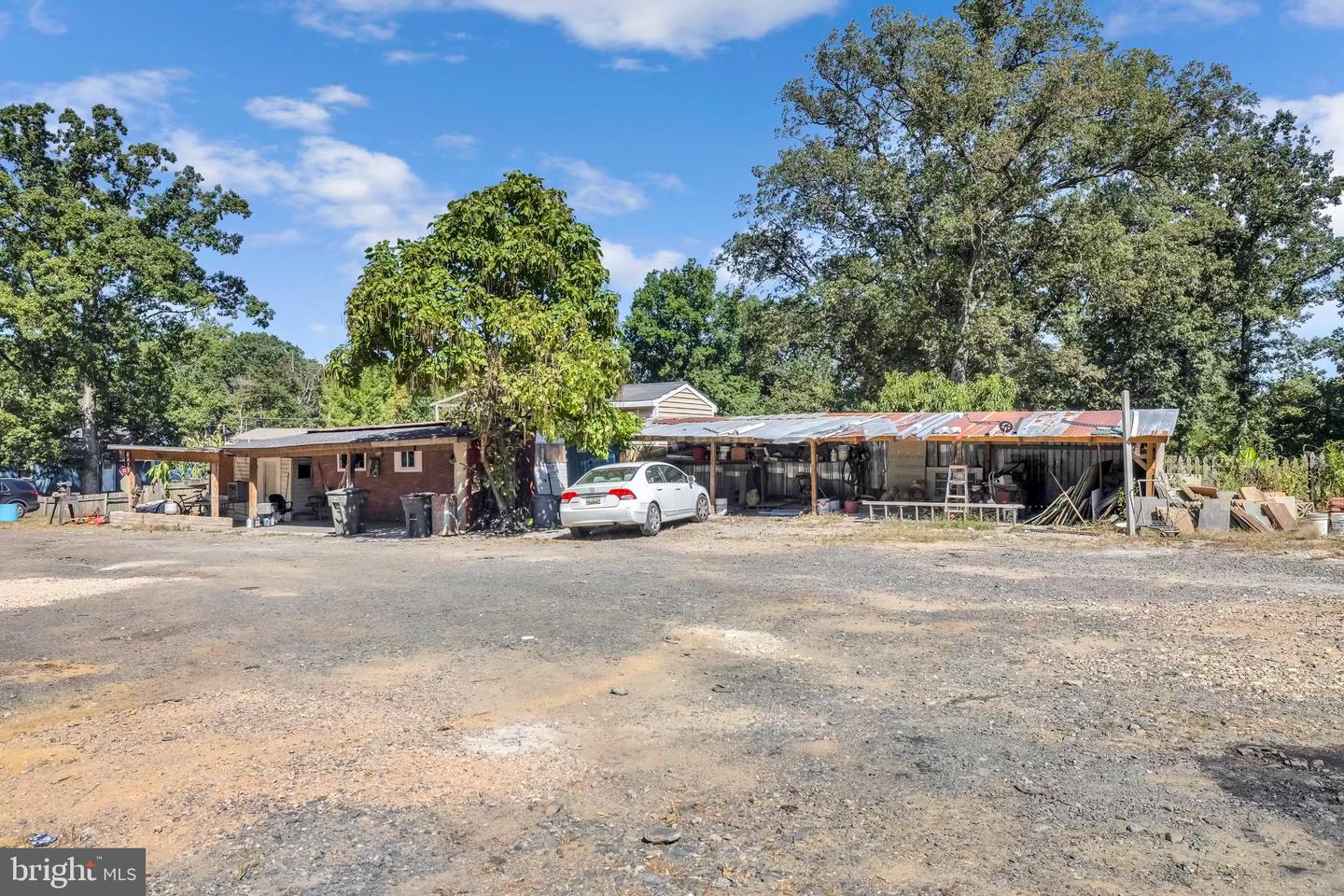 7601 BULL RUN RD, MANASSAS, Virginia 20111, 7 Bedrooms Bedrooms, ,3 BathroomsBathrooms,Residential,For sale,7601 BULL RUN RD,VAPW2103642 MLS # VAPW2103642