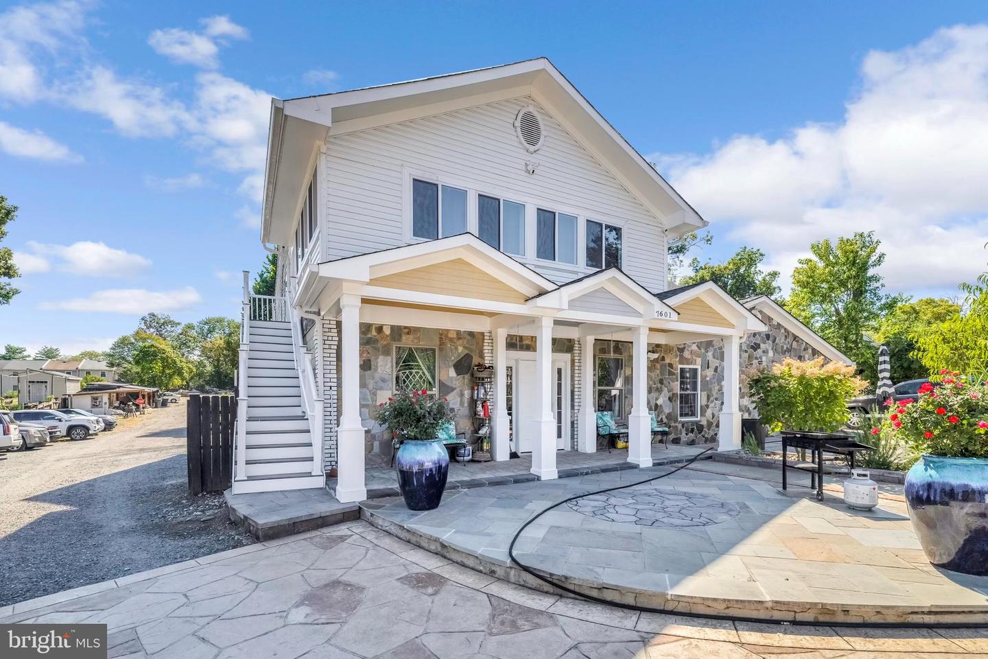 7601 BULL RUN RD, MANASSAS, Virginia 20111, 7 Bedrooms Bedrooms, ,3 BathroomsBathrooms,Residential,For sale,7601 BULL RUN RD,VAPW2103642 MLS # VAPW2103642