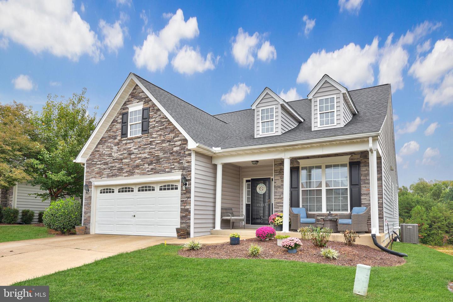 11917 LEGACY WOODS DR, FREDERICKSBURG, Virginia 22407, 5 Bedrooms Bedrooms, ,3 BathroomsBathrooms,Residential,For sale,11917 LEGACY WOODS DR,VASP2036452 MLS # VASP2036452