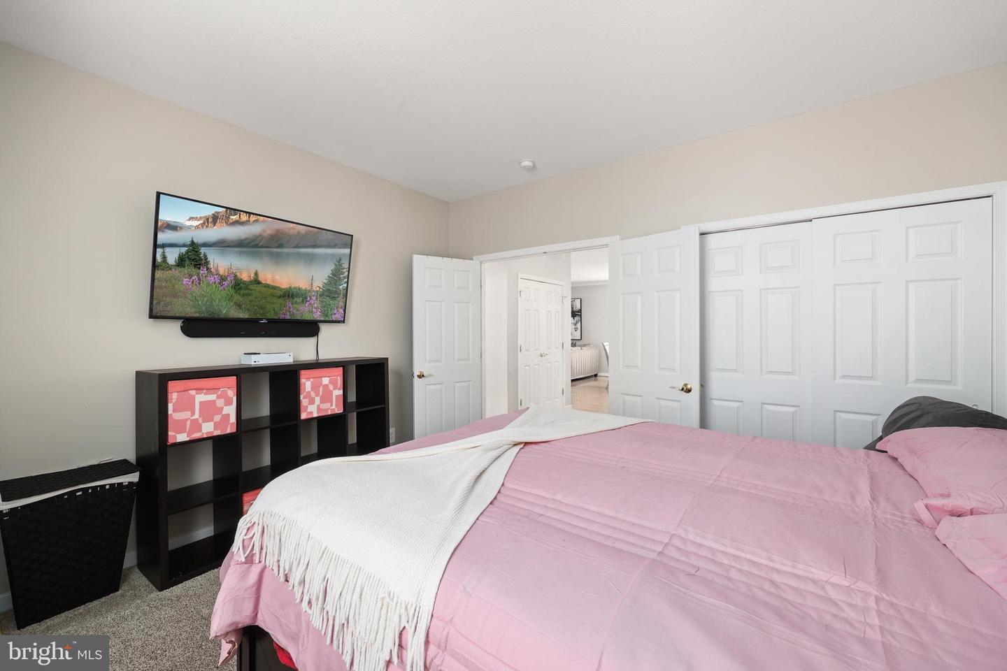 11917 LEGACY WOODS DR, FREDERICKSBURG, Virginia 22407, 5 Bedrooms Bedrooms, ,3 BathroomsBathrooms,Residential,For sale,11917 LEGACY WOODS DR,VASP2036452 MLS # VASP2036452