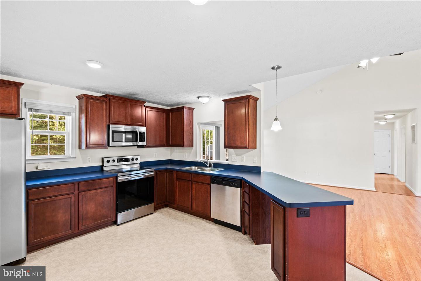 310 3RD ST, COLONIAL BEACH, Virginia 22443, 3 Bedrooms Bedrooms, ,2 BathroomsBathrooms,Residential,For sale,310 3RD ST,VAWE2009814 MLS # VAWE2009814