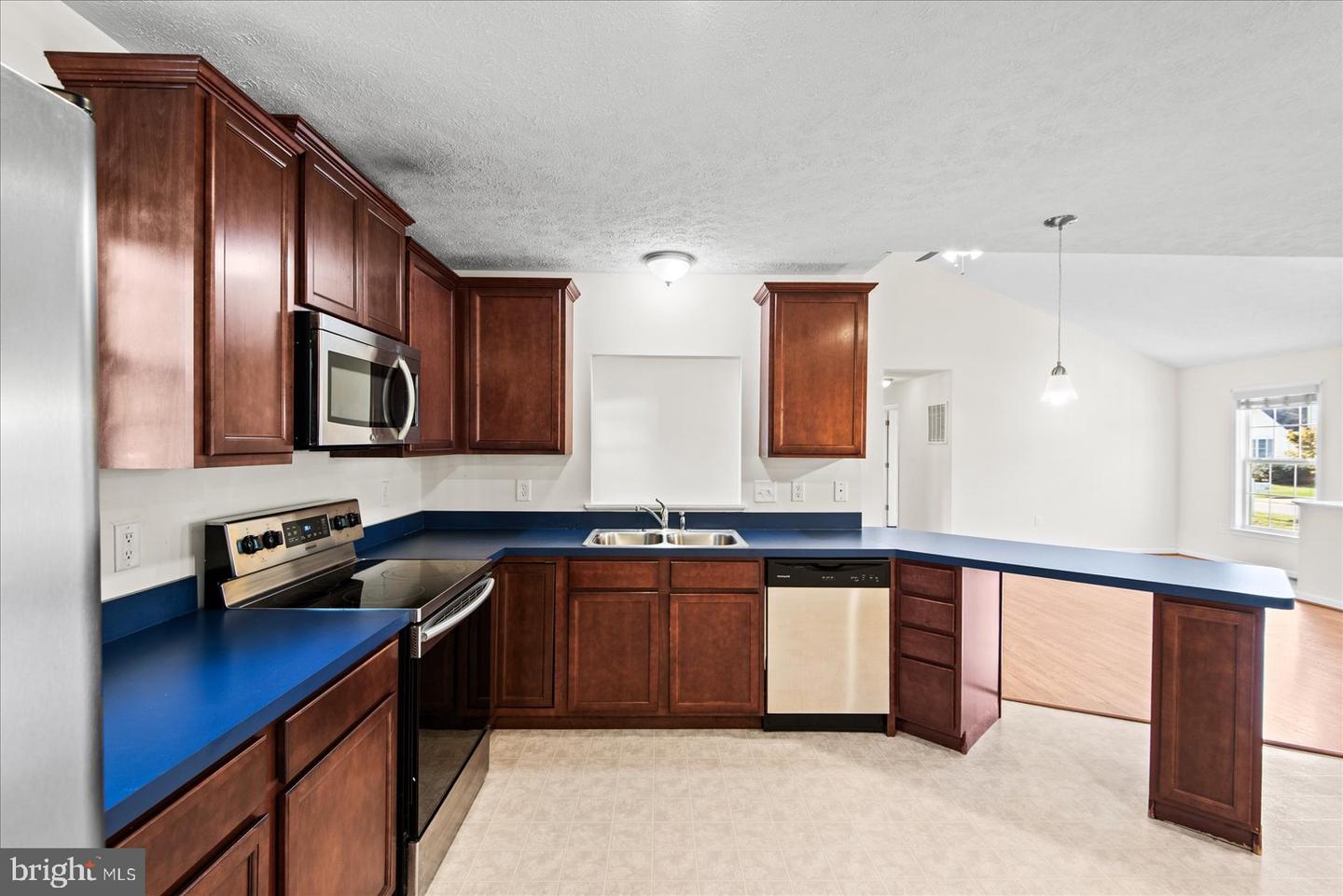 310 3RD ST, COLONIAL BEACH, Virginia 22443, 3 Bedrooms Bedrooms, ,2 BathroomsBathrooms,Residential,For sale,310 3RD ST,VAWE2009814 MLS # VAWE2009814