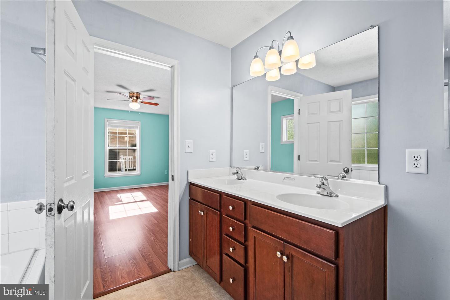 310 3RD ST, COLONIAL BEACH, Virginia 22443, 3 Bedrooms Bedrooms, ,2 BathroomsBathrooms,Residential,For sale,310 3RD ST,VAWE2009814 MLS # VAWE2009814