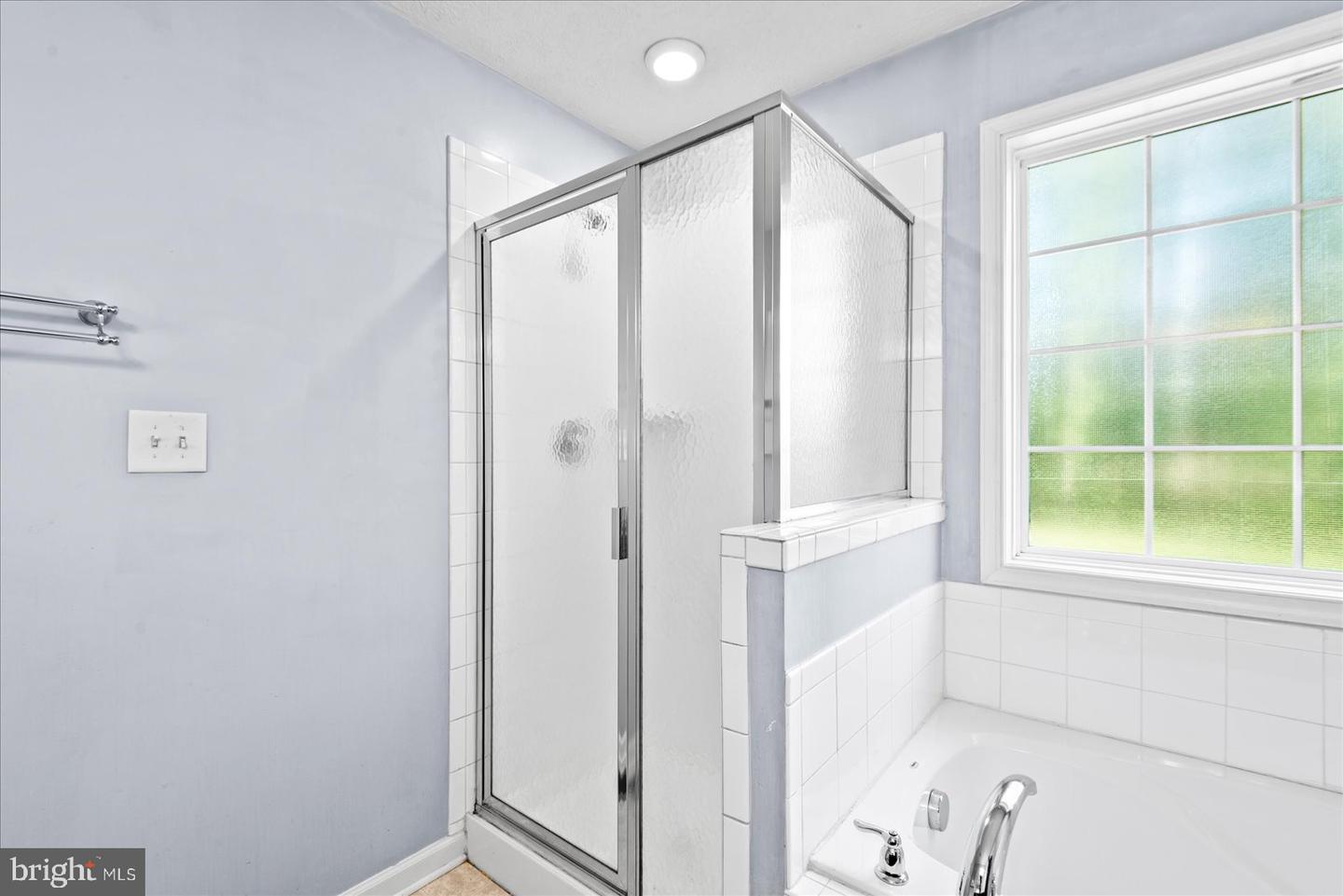 310 3RD ST, COLONIAL BEACH, Virginia 22443, 3 Bedrooms Bedrooms, ,2 BathroomsBathrooms,Residential,For sale,310 3RD ST,VAWE2009814 MLS # VAWE2009814