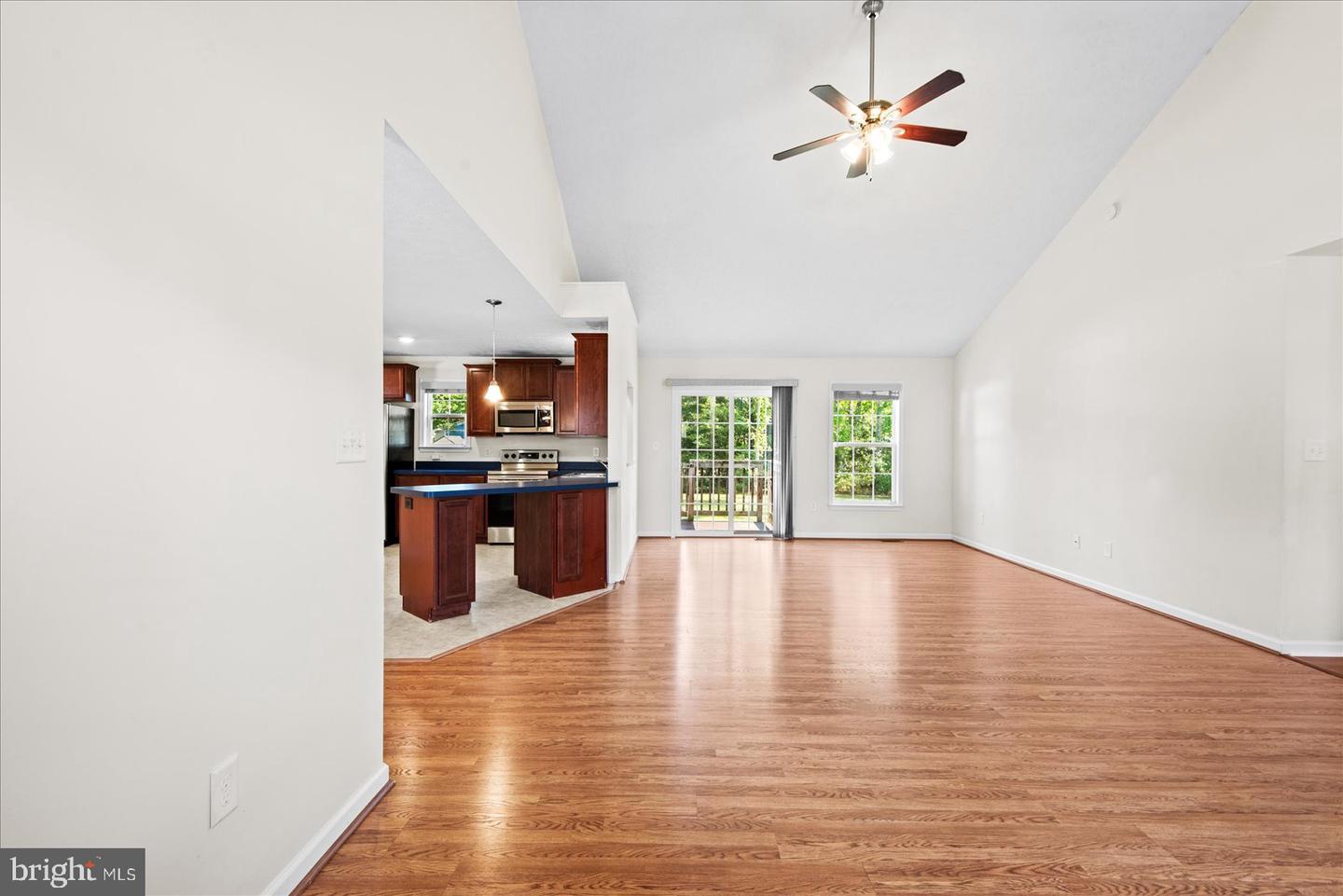 310 3RD ST, COLONIAL BEACH, Virginia 22443, 3 Bedrooms Bedrooms, ,2 BathroomsBathrooms,Residential,For sale,310 3RD ST,VAWE2009814 MLS # VAWE2009814