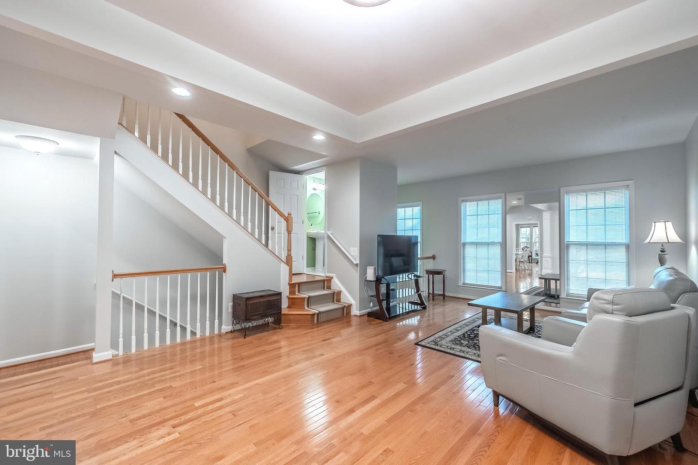 5280 JULE STAR DR, CENTREVILLE, Virginia 20120, 4 Bedrooms Bedrooms, ,3 BathroomsBathrooms,Residential,For sale,5280 JULE STAR DR,VAFX2270198 MLS # VAFX2270198