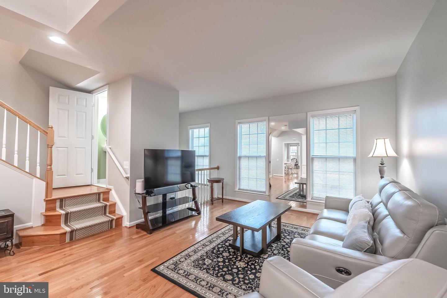 5280 JULE STAR DR, CENTREVILLE, Virginia 20120, 4 Bedrooms Bedrooms, ,3 BathroomsBathrooms,Residential,For sale,5280 JULE STAR DR,VAFX2270198 MLS # VAFX2270198