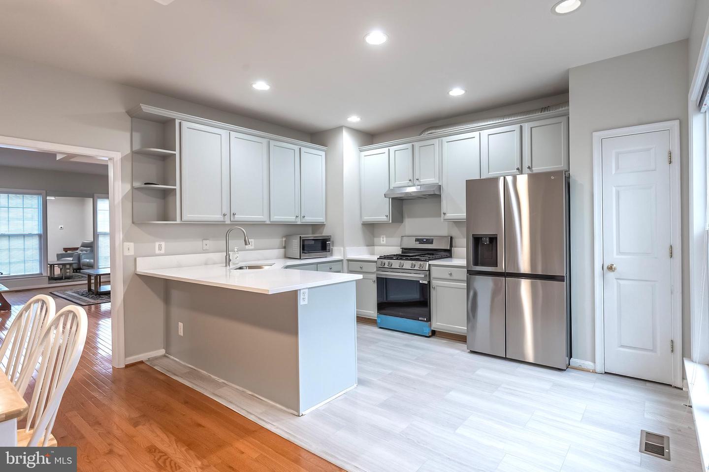 5280 JULE STAR DR, CENTREVILLE, Virginia 20120, 4 Bedrooms Bedrooms, ,3 BathroomsBathrooms,Residential,For sale,5280 JULE STAR DR,VAFX2270198 MLS # VAFX2270198