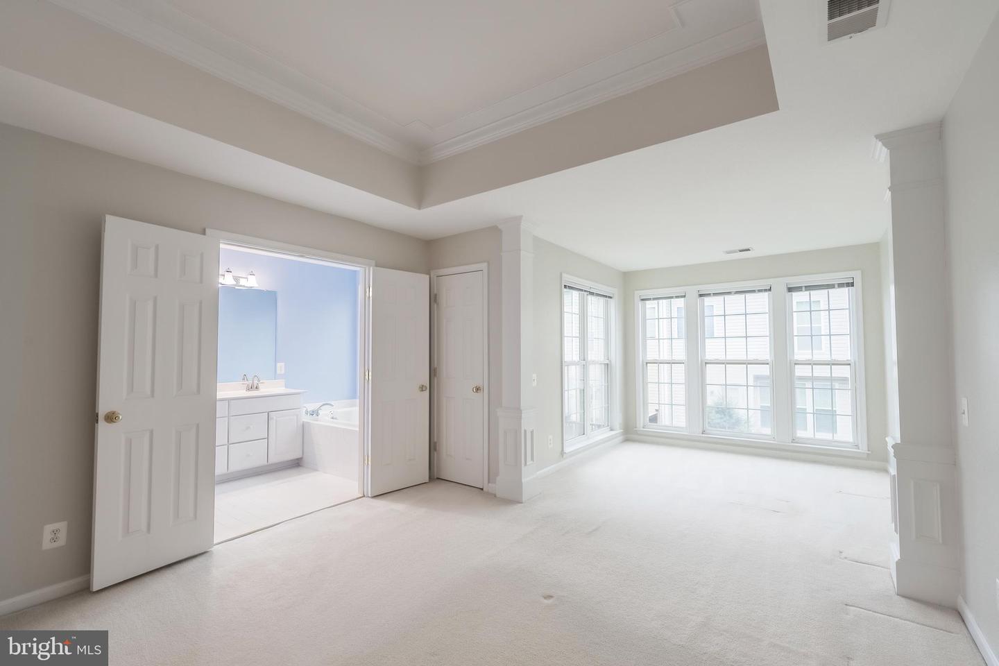 5280 JULE STAR DR, CENTREVILLE, Virginia 20120, 4 Bedrooms Bedrooms, ,3 BathroomsBathrooms,Residential,For sale,5280 JULE STAR DR,VAFX2270198 MLS # VAFX2270198