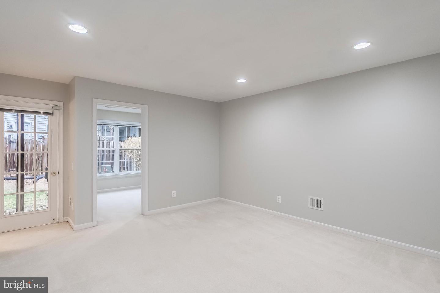 5280 JULE STAR DR, CENTREVILLE, Virginia 20120, 4 Bedrooms Bedrooms, ,3 BathroomsBathrooms,Residential,For sale,5280 JULE STAR DR,VAFX2270198 MLS # VAFX2270198