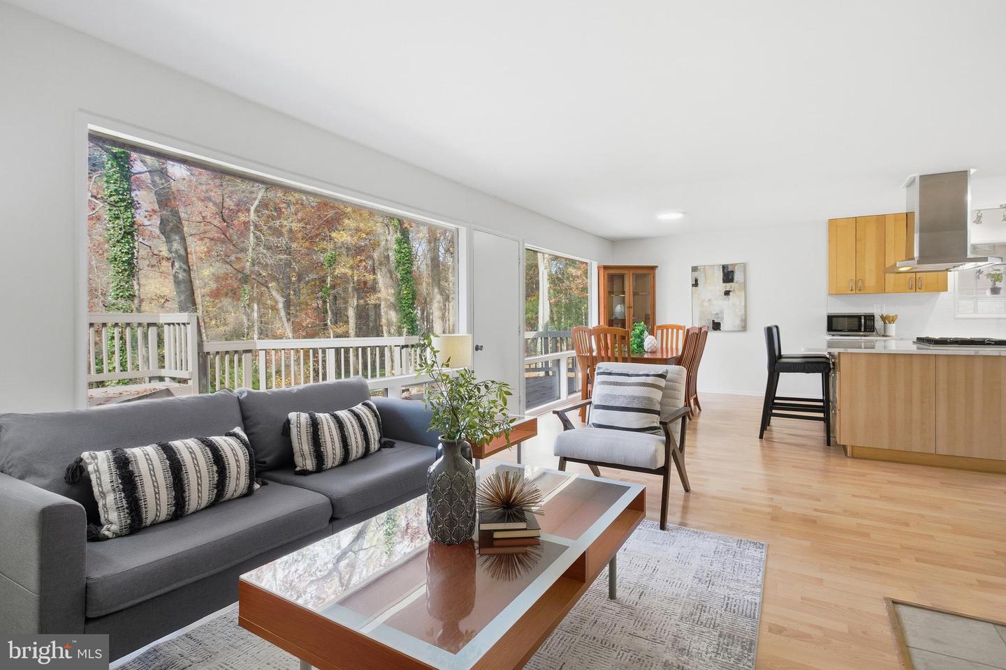 4024 IVA LN, ANNANDALE, Virginia 22003, 4 Bedrooms Bedrooms, ,3 BathroomsBathrooms,Residential,For sale,4024 IVA LN,VAFX2272712 MLS # VAFX2272712