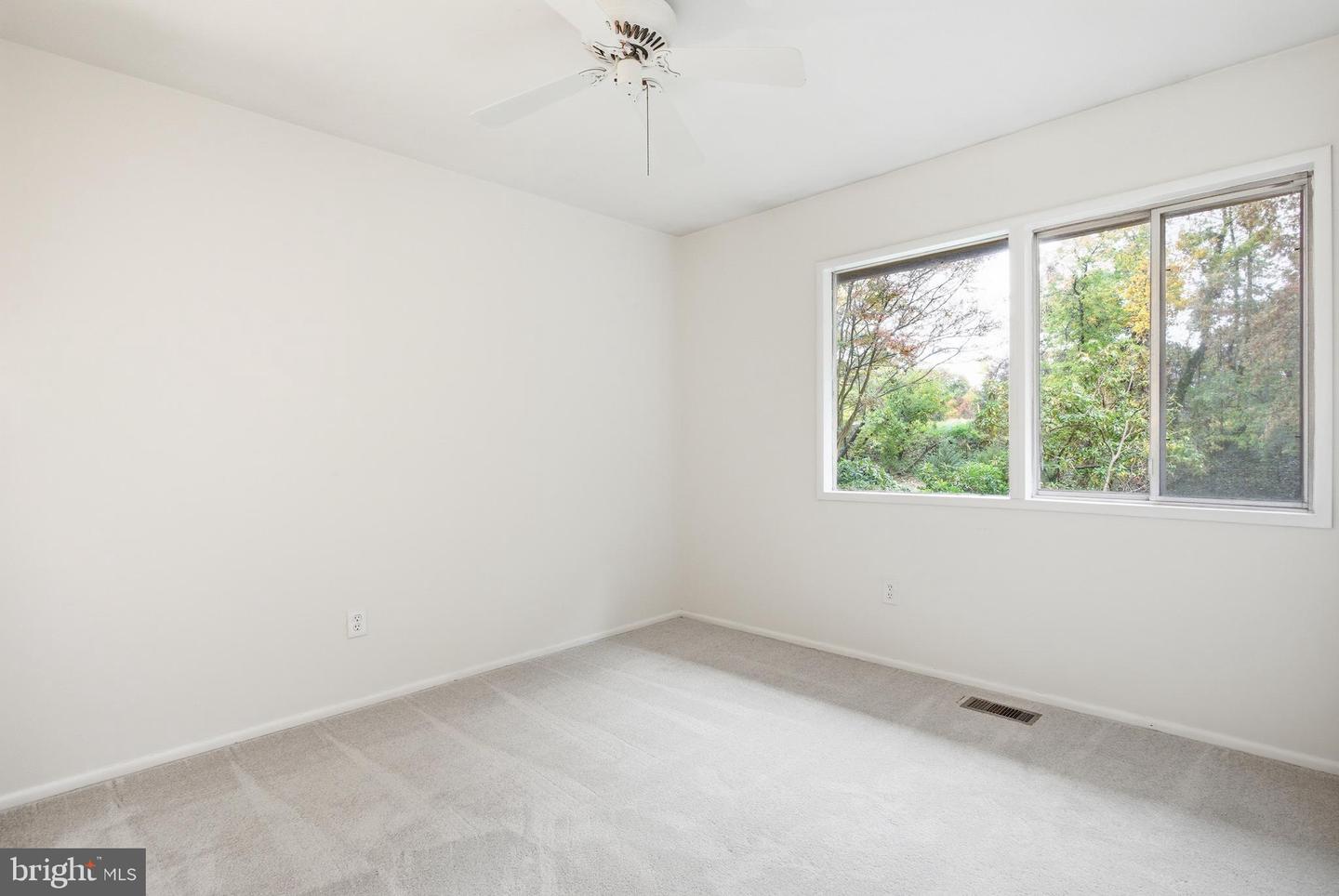 4024 IVA LN, ANNANDALE, Virginia 22003, 4 Bedrooms Bedrooms, ,3 BathroomsBathrooms,Residential,For sale,4024 IVA LN,VAFX2272712 MLS # VAFX2272712