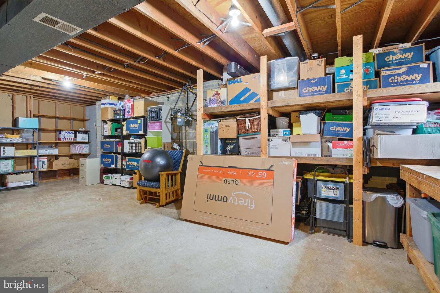 4024 IVA LN, ANNANDALE, Virginia 22003, 4 Bedrooms Bedrooms, ,3 BathroomsBathrooms,Residential,For sale,4024 IVA LN,VAFX2272712 MLS # VAFX2272712