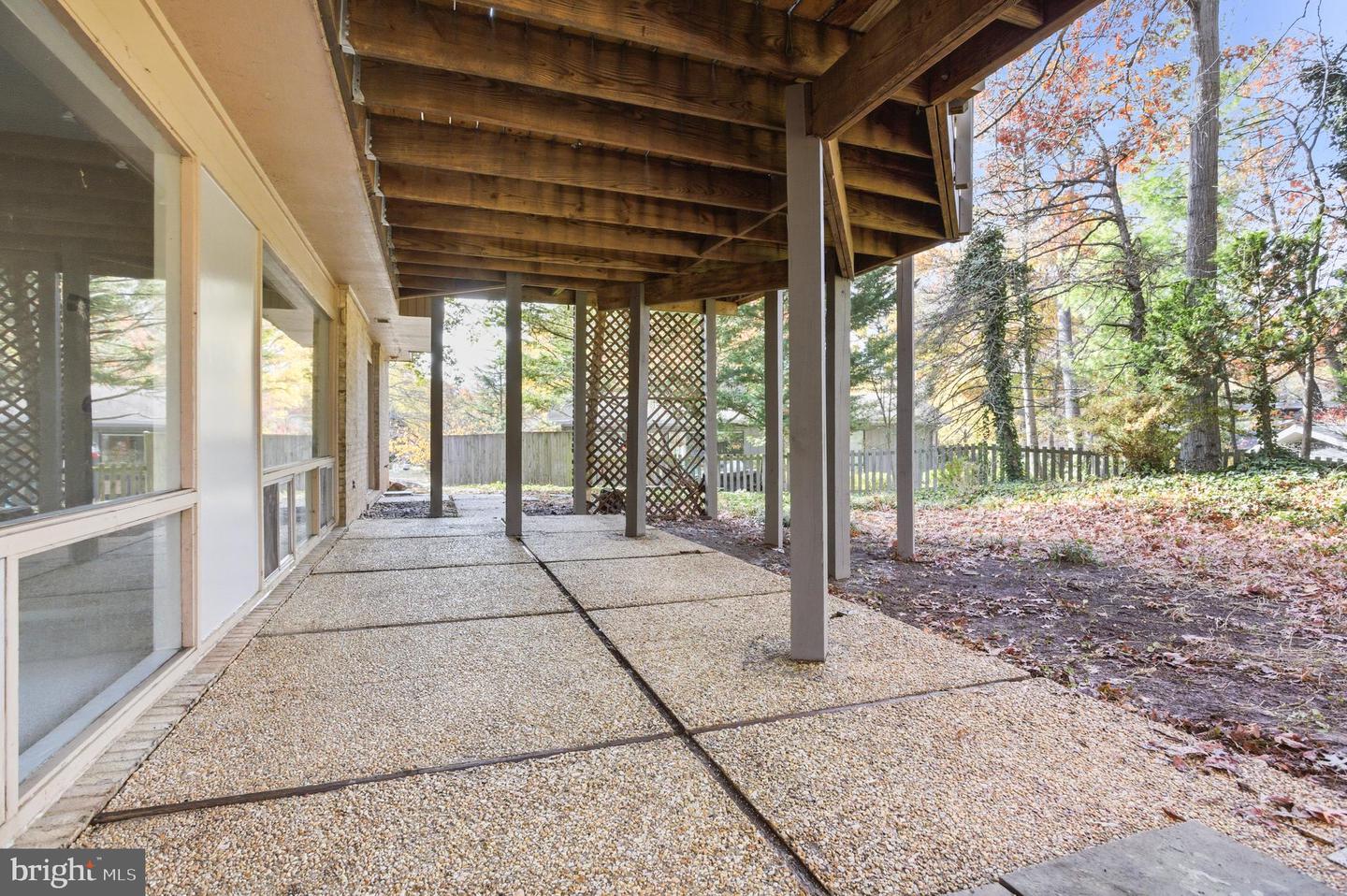 4024 IVA LN, ANNANDALE, Virginia 22003, 4 Bedrooms Bedrooms, ,3 BathroomsBathrooms,Residential,For sale,4024 IVA LN,VAFX2272712 MLS # VAFX2272712