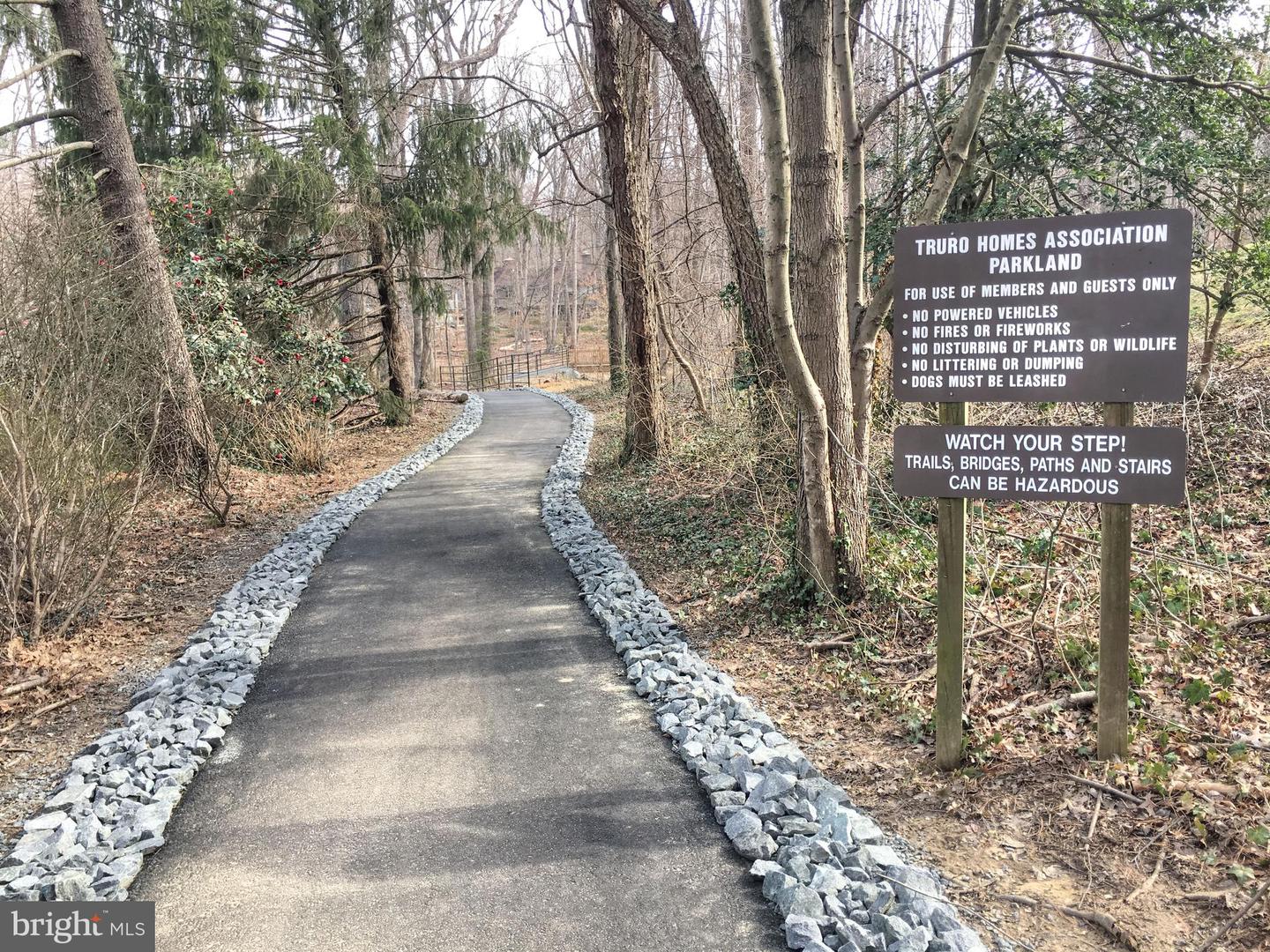 4024 IVA LN, ANNANDALE, Virginia 22003, 4 Bedrooms Bedrooms, ,3 BathroomsBathrooms,Residential,For sale,4024 IVA LN,VAFX2272712 MLS # VAFX2272712