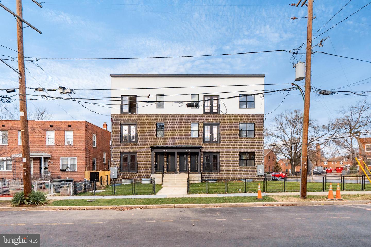 852 XENIA ST SE #2, WASHINGTON, District Of Columbia 20032, 4 Bedrooms Bedrooms, 7 Rooms Rooms,3 BathroomsBathrooms,Residential,For sale,852 XENIA ST SE #2,DCDC2225670 MLS # DCDC2225670