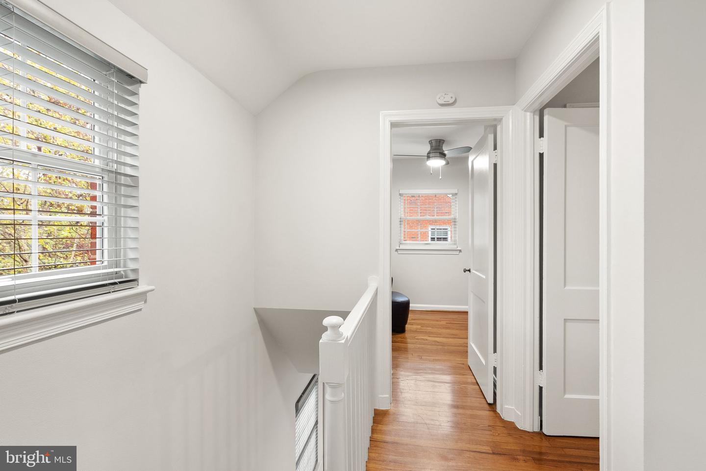 217 N EMERSON ST, ARLINGTON, Virginia 22203, 3 Bedrooms Bedrooms, 11 Rooms Rooms,2 BathroomsBathrooms,Residential,For sale,217 N EMERSON ST,VAAR2064628 MLS # VAAR2064628