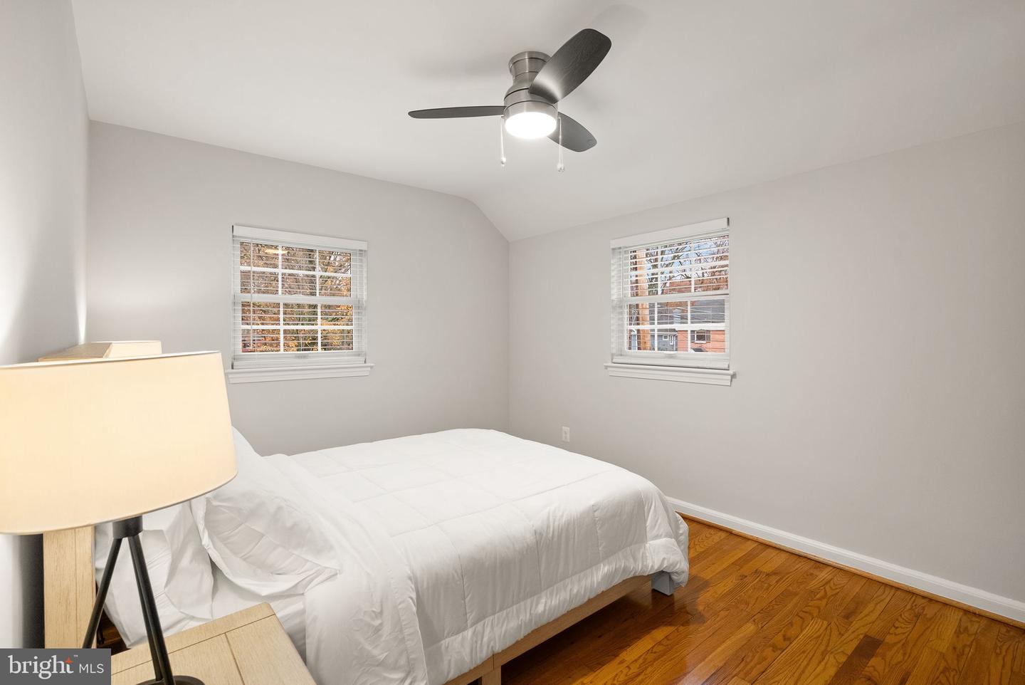 217 N EMERSON ST, ARLINGTON, Virginia 22203, 3 Bedrooms Bedrooms, 11 Rooms Rooms,2 BathroomsBathrooms,Residential,For sale,217 N EMERSON ST,VAAR2064628 MLS # VAAR2064628