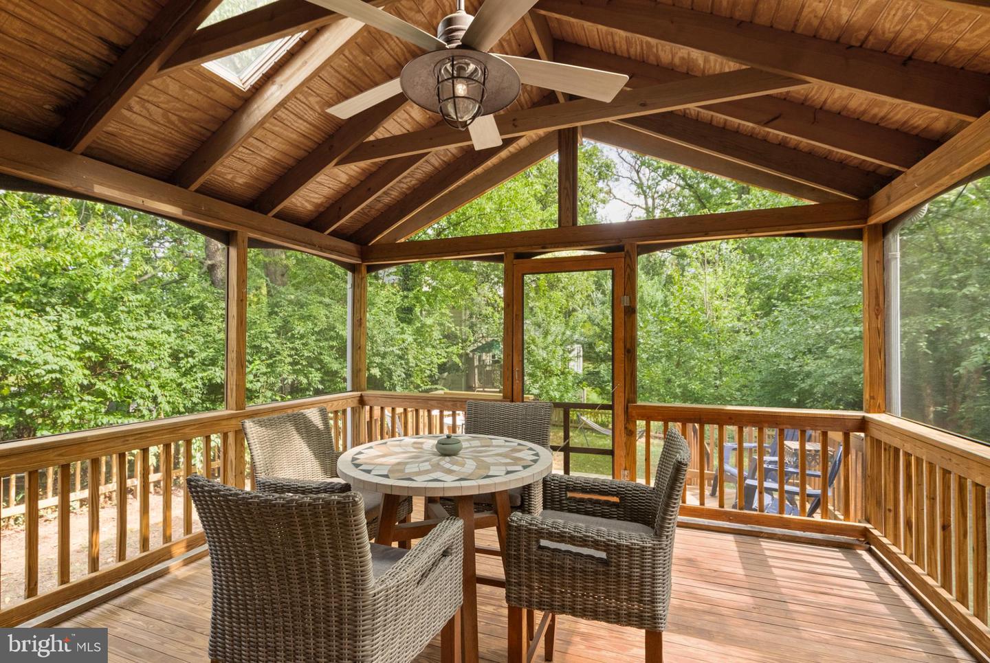 217 N EMERSON ST, ARLINGTON, Virginia 22203, 3 Bedrooms Bedrooms, 11 Rooms Rooms,2 BathroomsBathrooms,Residential,For sale,217 N EMERSON ST,VAAR2064628 MLS # VAAR2064628