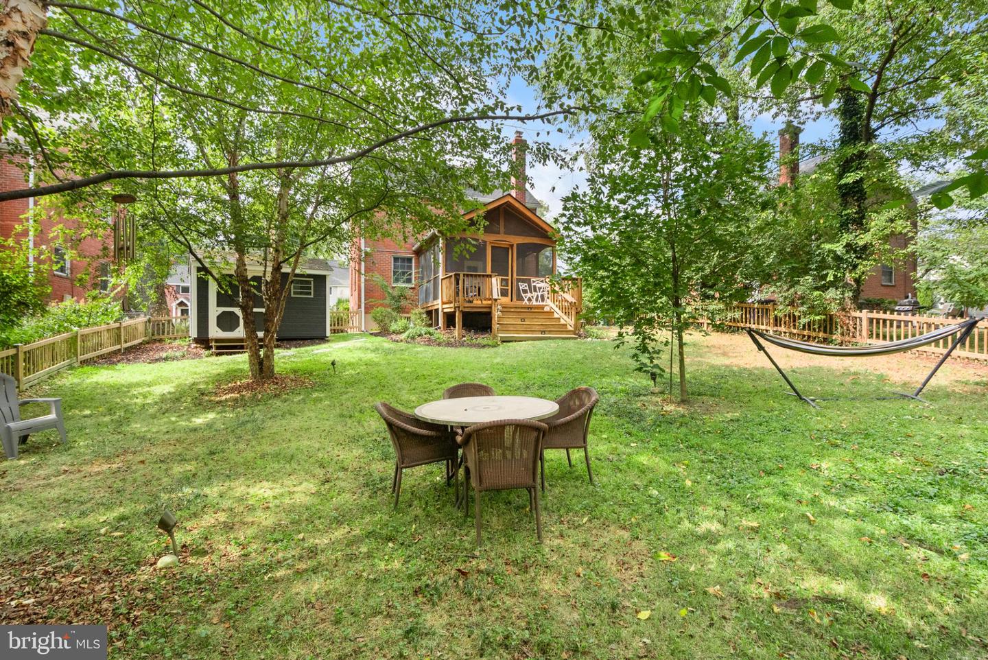 217 N EMERSON ST, ARLINGTON, Virginia 22203, 3 Bedrooms Bedrooms, 11 Rooms Rooms,2 BathroomsBathrooms,Residential,For sale,217 N EMERSON ST,VAAR2064628 MLS # VAAR2064628