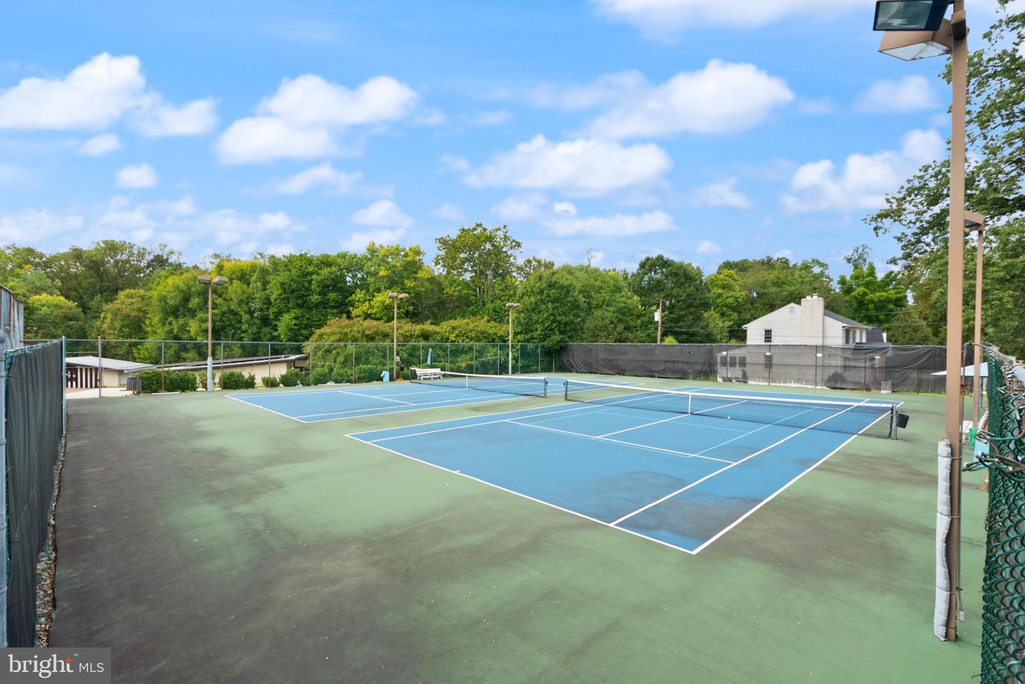 217 N EMERSON ST, ARLINGTON, Virginia 22203, 3 Bedrooms Bedrooms, 11 Rooms Rooms,2 BathroomsBathrooms,Residential,For sale,217 N EMERSON ST,VAAR2064628 MLS # VAAR2064628