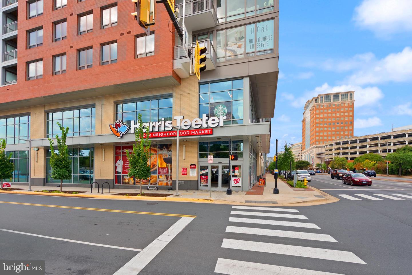 217 N EMERSON ST, ARLINGTON, Virginia 22203, 3 Bedrooms Bedrooms, 11 Rooms Rooms,2 BathroomsBathrooms,Residential,For sale,217 N EMERSON ST,VAAR2064628 MLS # VAAR2064628