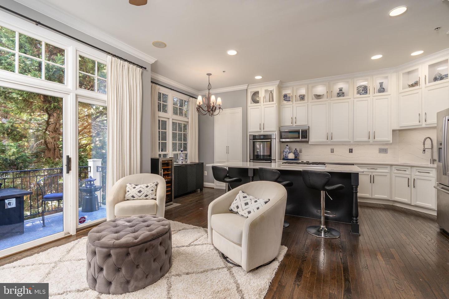 7486 CARRIAGE HILLS DR, MCLEAN, Virginia 22102, 3 Bedrooms Bedrooms, ,3 BathroomsBathrooms,Residential,For sale,7486 CARRIAGE HILLS DR,VAFX2274960 MLS # VAFX2274960 7486 CARRIAGE HILLS DR, MCLEAN, Virginia 22102, 3 Bedrooms Bedrooms, ,3 BathroomsBathrooms,Residential,For sale,7486 CARRIAGE HILLS DR,VAFX2274960 MLS # VAFX2274960