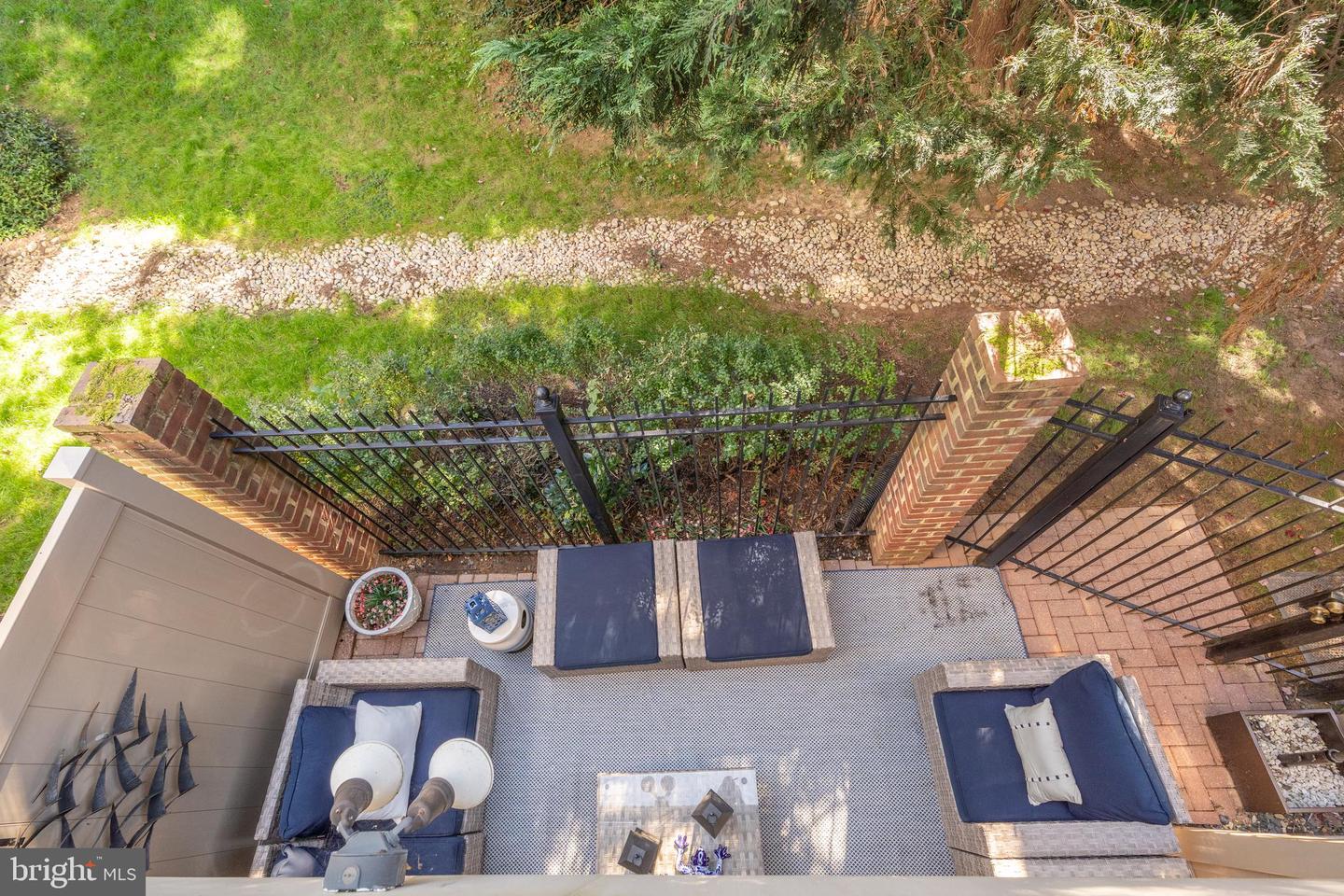 7486 CARRIAGE HILLS DR, MCLEAN, Virginia 22102, 3 Bedrooms Bedrooms, ,3 BathroomsBathrooms,Residential,For sale,7486 CARRIAGE HILLS DR,VAFX2274960 MLS # VAFX2274960 7486 CARRIAGE HILLS DR, MCLEAN, Virginia 22102, 3 Bedrooms Bedrooms, ,3 BathroomsBathrooms,Residential,For sale,7486 CARRIAGE HILLS DR,VAFX2274960 MLS # VAFX2274960