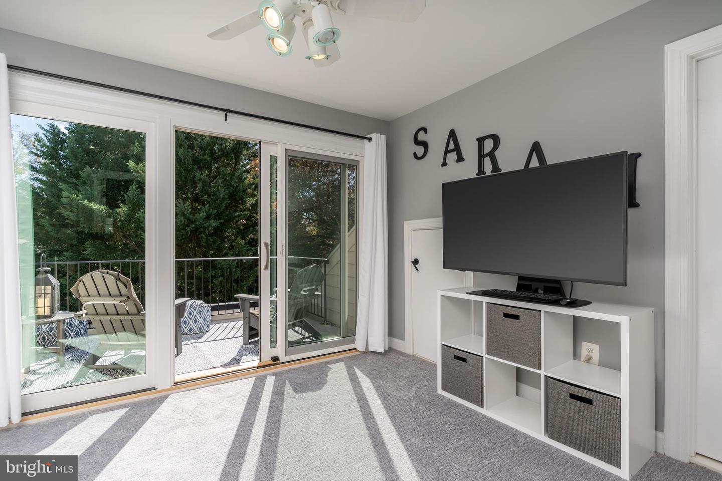 7486 CARRIAGE HILLS DR, MCLEAN, Virginia 22102, 3 Bedrooms Bedrooms, ,3 BathroomsBathrooms,Residential,For sale,7486 CARRIAGE HILLS DR,VAFX2274960 MLS # VAFX2274960 7486 CARRIAGE HILLS DR, MCLEAN, Virginia 22102, 3 Bedrooms Bedrooms, ,3 BathroomsBathrooms,Residential,For sale,7486 CARRIAGE HILLS DR,VAFX2274960 MLS # VAFX2274960