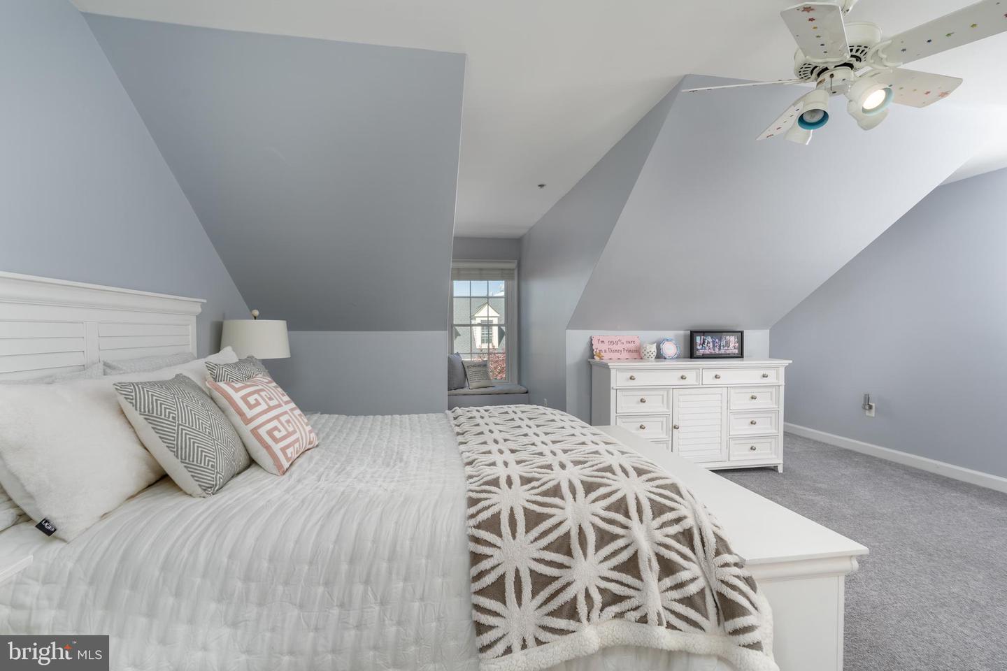 7486 CARRIAGE HILLS DR, MCLEAN, Virginia 22102, 3 Bedrooms Bedrooms, ,3 BathroomsBathrooms,Residential,For sale,7486 CARRIAGE HILLS DR,VAFX2274960 MLS # VAFX2274960 7486 CARRIAGE HILLS DR, MCLEAN, Virginia 22102, 3 Bedrooms Bedrooms, ,3 BathroomsBathrooms,Residential,For sale,7486 CARRIAGE HILLS DR,VAFX2274960 MLS # VAFX2274960