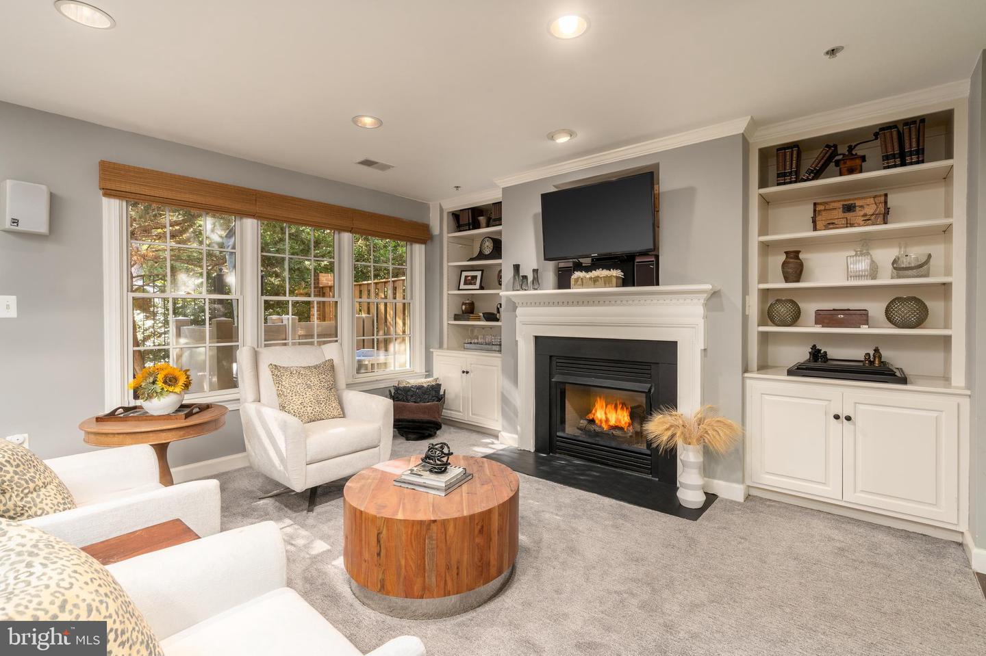 7486 CARRIAGE HILLS DR, MCLEAN, Virginia 22102, 3 Bedrooms Bedrooms, ,3 BathroomsBathrooms,Residential,For sale,7486 CARRIAGE HILLS DR,VAFX2274960 MLS # VAFX2274960 7486 CARRIAGE HILLS DR, MCLEAN, Virginia 22102, 3 Bedrooms Bedrooms, ,3 BathroomsBathrooms,Residential,For sale,7486 CARRIAGE HILLS DR,VAFX2274960 MLS # VAFX2274960