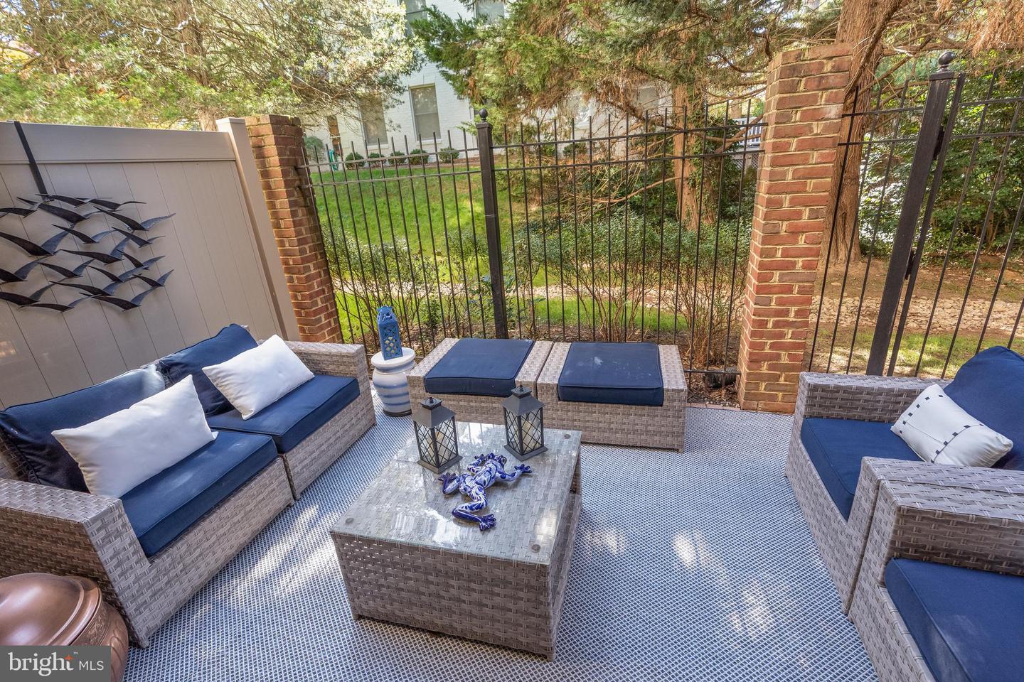 7486 CARRIAGE HILLS DR, MCLEAN, Virginia 22102, 3 Bedrooms Bedrooms, ,3 BathroomsBathrooms,Residential,For sale,7486 CARRIAGE HILLS DR,VAFX2274960 MLS # VAFX2274960 7486 CARRIAGE HILLS DR, MCLEAN, Virginia 22102, 3 Bedrooms Bedrooms, ,3 BathroomsBathrooms,Residential,For sale,7486 CARRIAGE HILLS DR,VAFX2274960 MLS # VAFX2274960