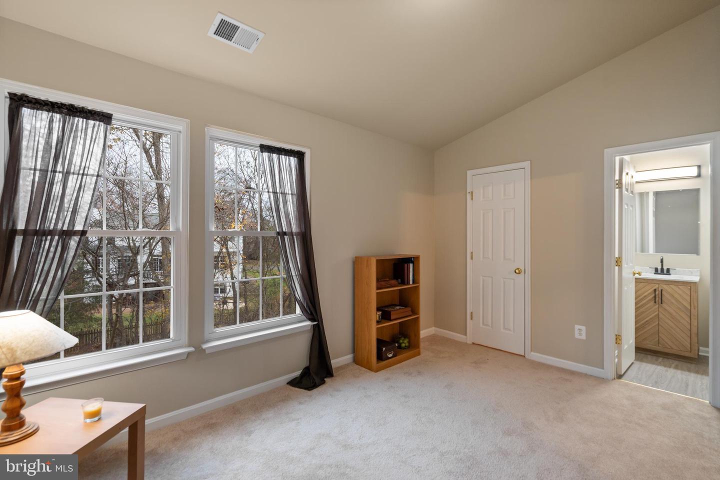 9656 BEDDER STONE PL, BRISTOW, Virginia 20136, 3 Bedrooms Bedrooms, ,2 BathroomsBathrooms,Residential,For sale,9656 BEDDER STONE PL,VAPW2106198 MLS # VAPW2106198