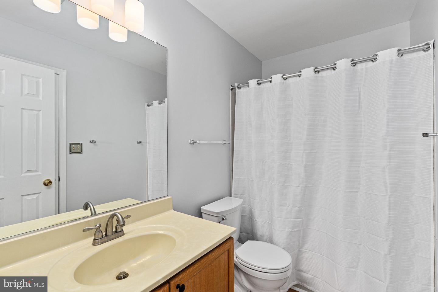 11209 KINGS CREST CT, FREDERICKSBURG, Virginia 22407, 2 Bedrooms Bedrooms, ,2 BathroomsBathrooms,Residential,For sale,11209 KINGS CREST CT,VASP2037326 MLS # VASP2037326